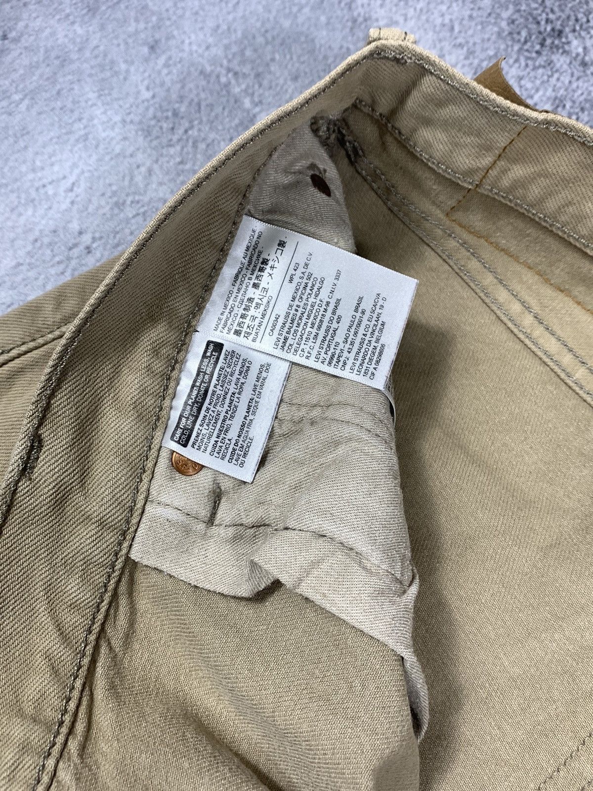 Levi's × Vintage Vintage Levi’s 501 pants streetwear style size 36x30 Size US 36 / EU 52 - 7 Thumbnail