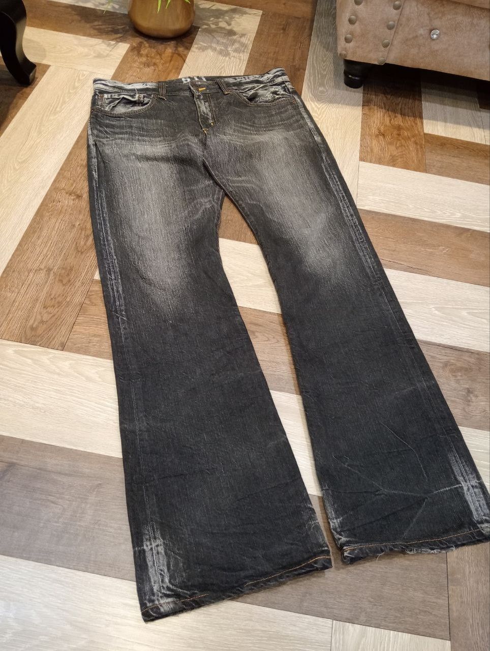 Edwin EDWIN BLACK WASHED DENIM FLARED PANTS Size US 34 / EU 50 - 3 Thumbnail