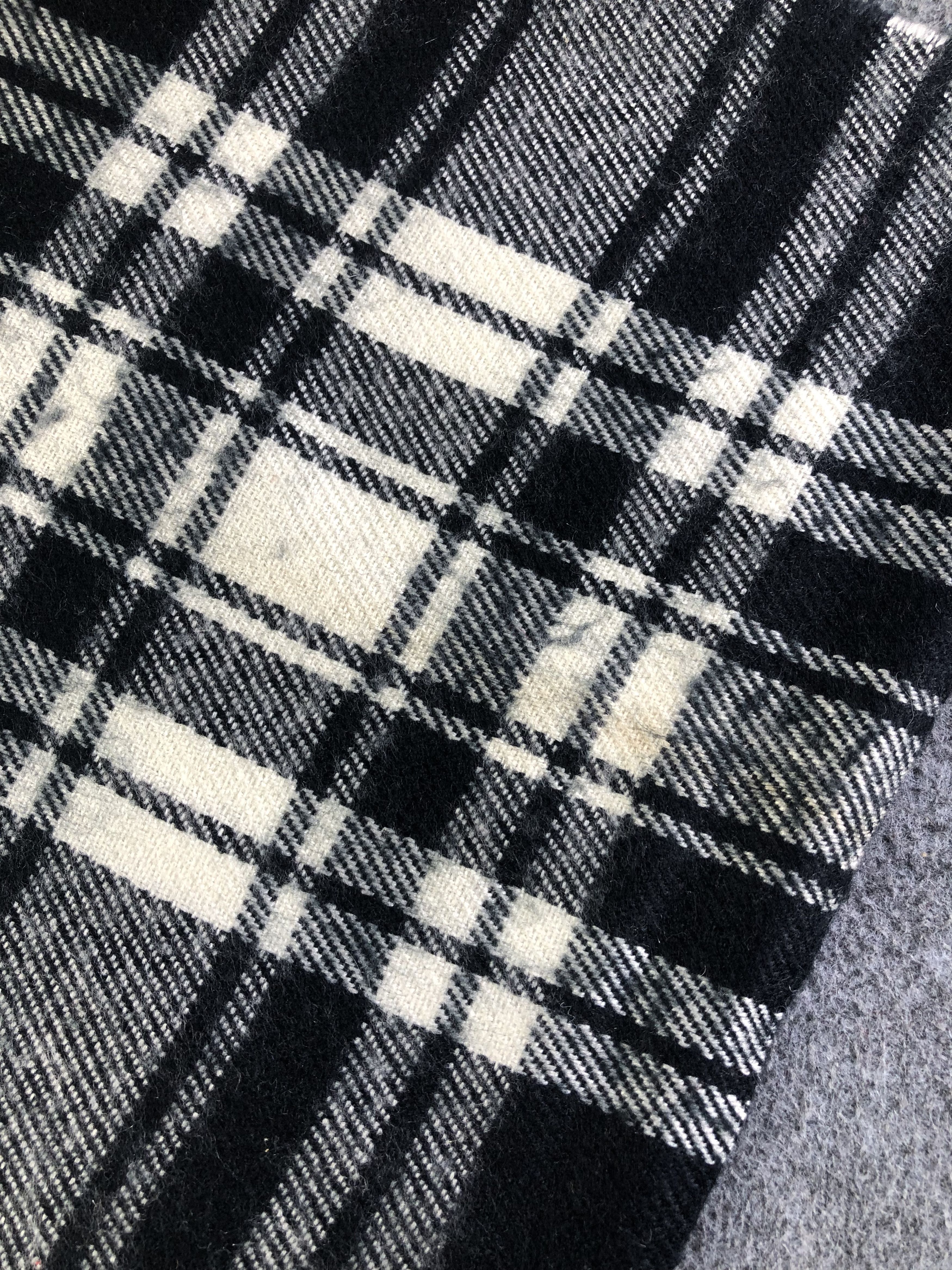 Burberry Burberrys Scarf / Muffler / Neckwear SS1379 Size ONE SIZE - 5 Thumbnail