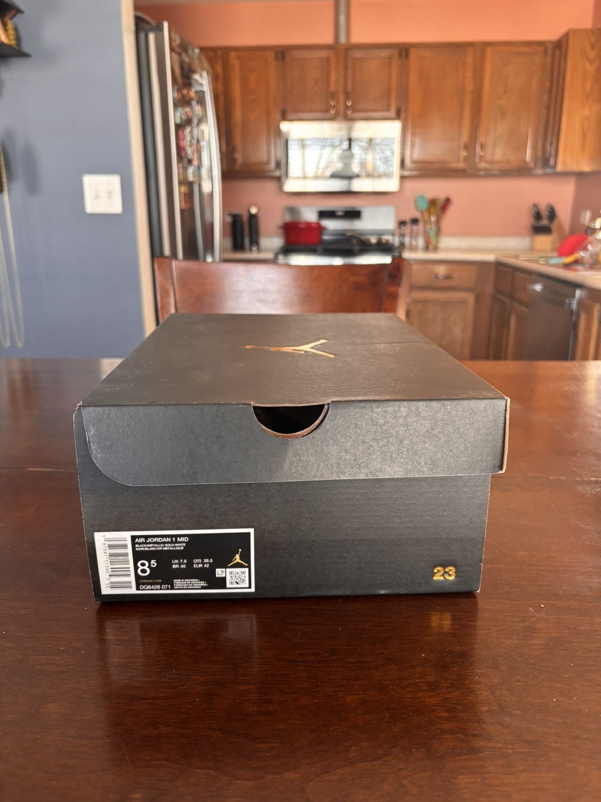 Jordan Brand Jordan 1 Mid Size US 8.5 / EU 41-42 - 3 Thumbnail