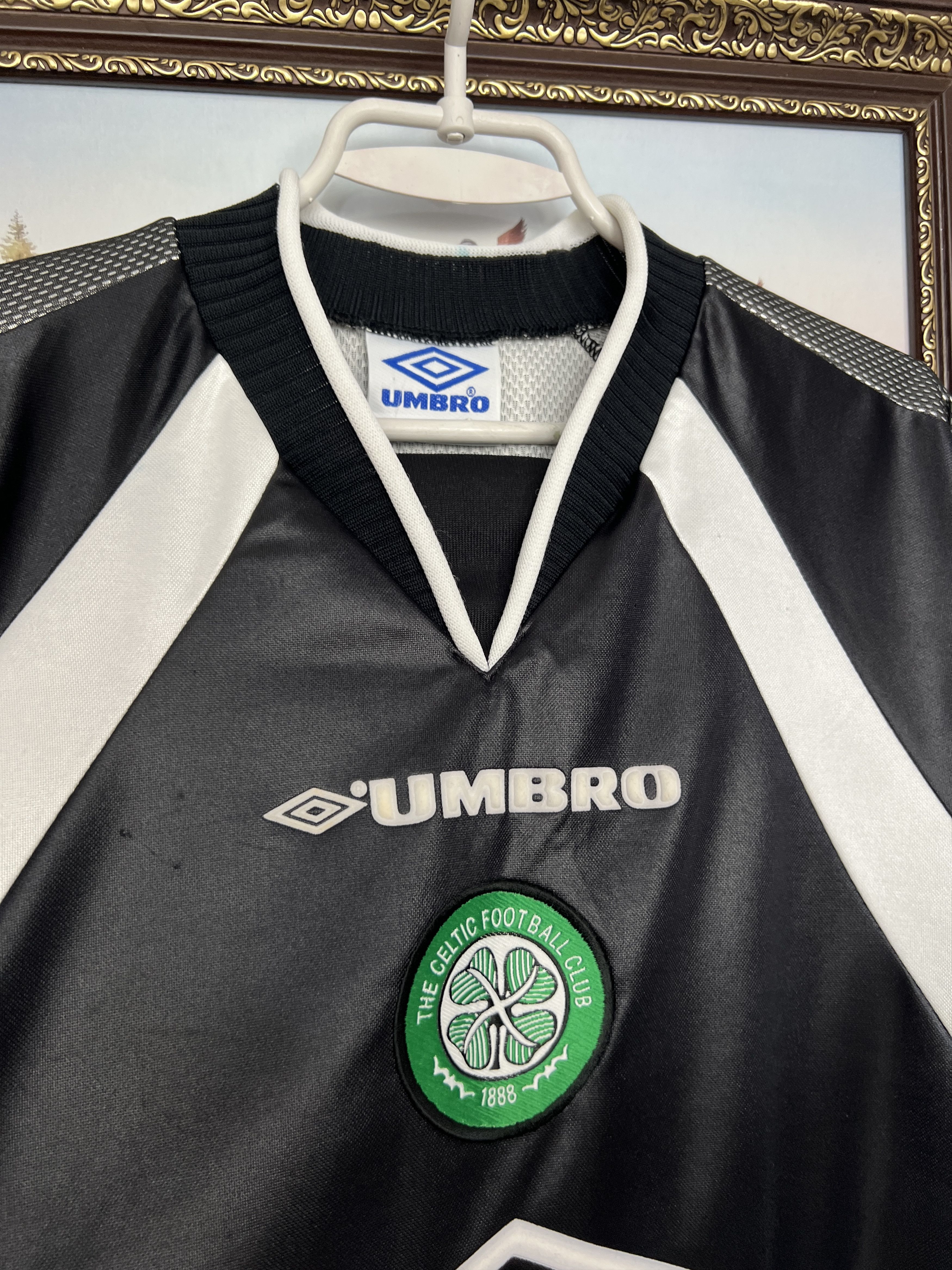 Umbro Celtic Goalkeeper football shirt 1997 Soccer Jersey Trikot Size US XL / EU 56 / 4 - 4 Thumbnail
