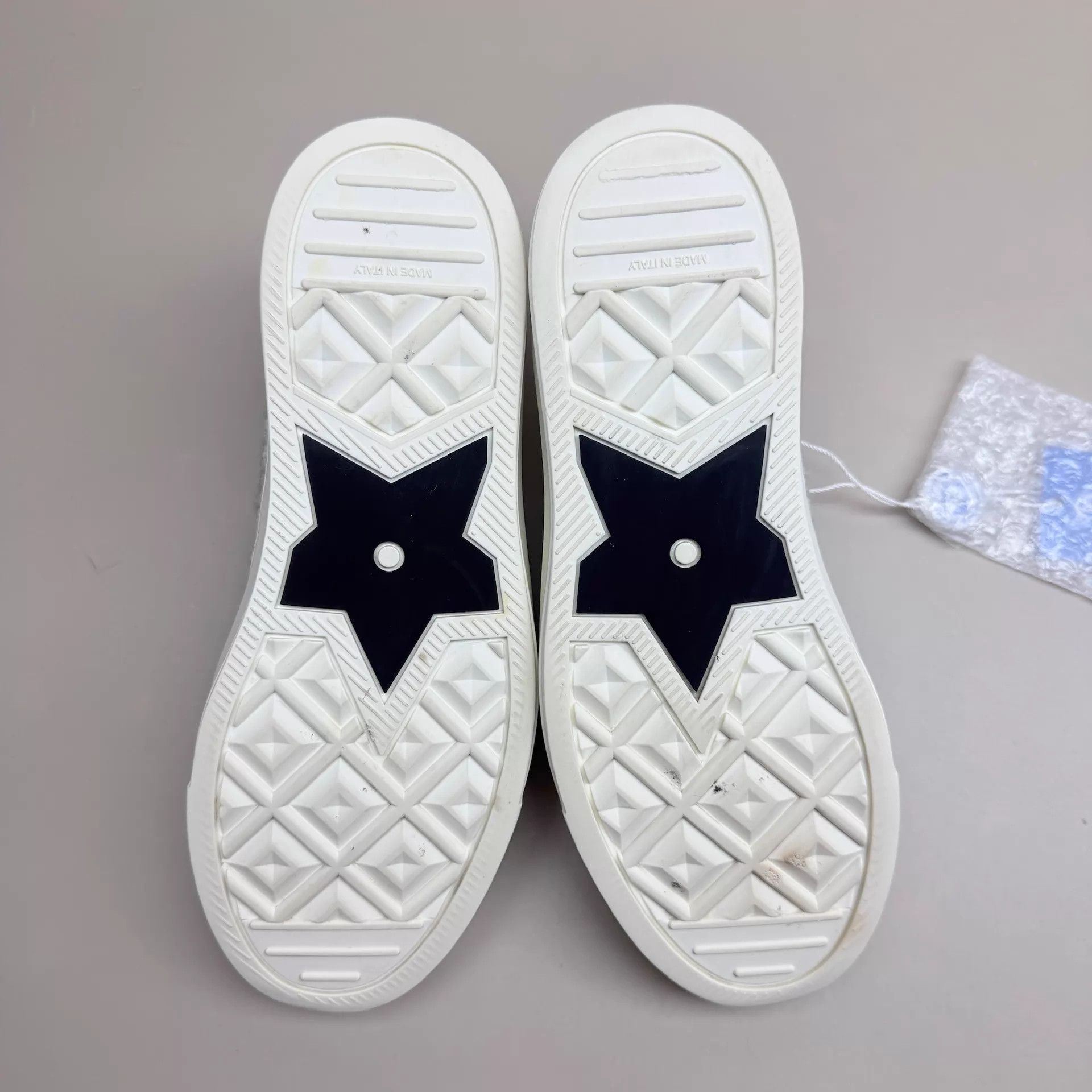Dior Dior All Over Print Gray & White Sneaker 37 95 New Size US 6.5 / IT 36.5 - 6 Thumbnail