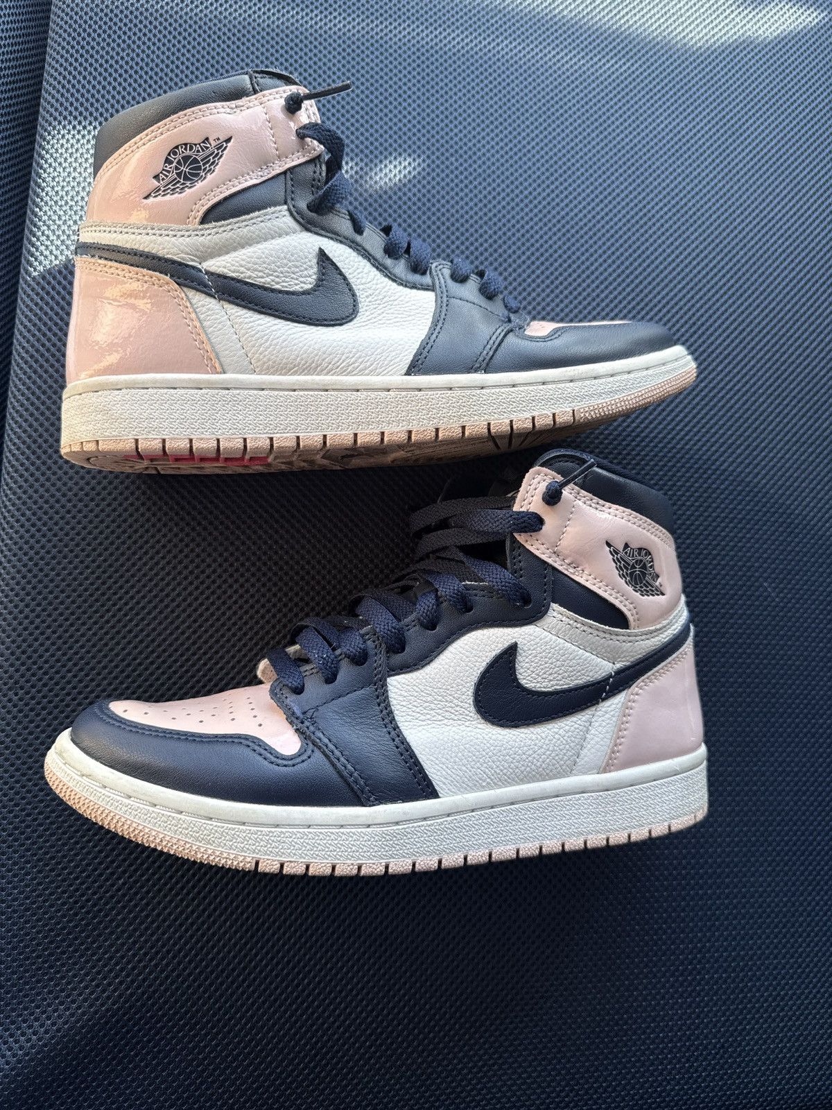 Jordan Brand Wmms Air Jordan 1 Retro High OG SE Bubble gum Size US 8 / EU 41 - 2 Thumbnail