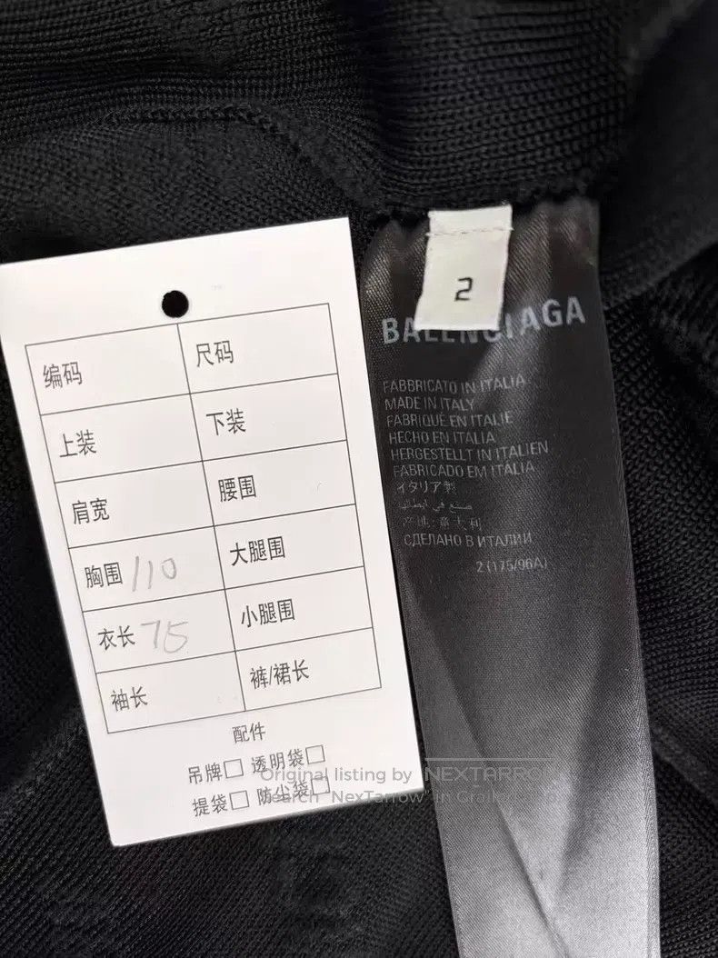Balenciaga Balenciaga Solid Color V-neck Single Breasted Knit Sweater Size US M / EU 48-50 / 2 - 5 Thumbnail