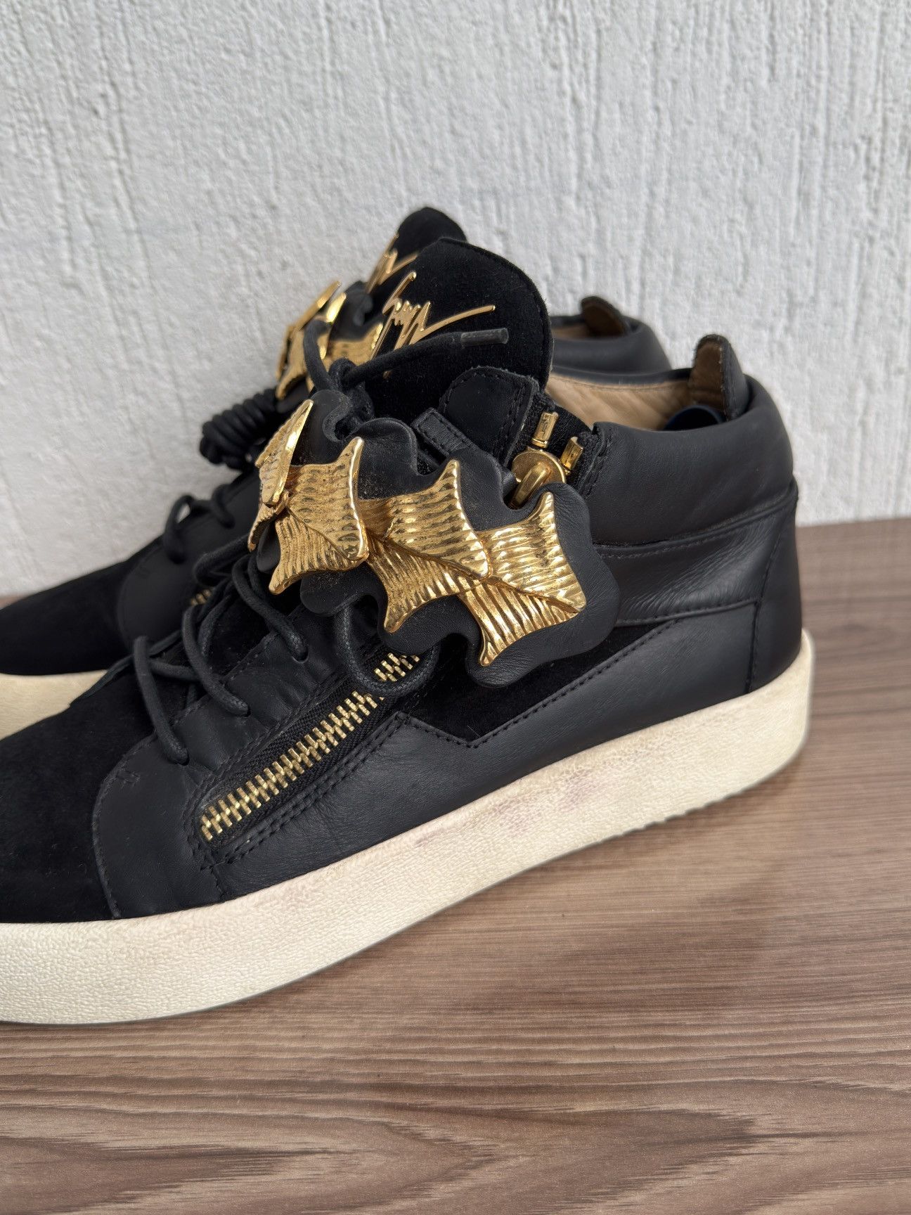 Giuseppe Zanotti Y2k😮‍💨🔥Gold strap buckle strap Sneaker Size US 10 / EU 43 - 13 Thumbnail