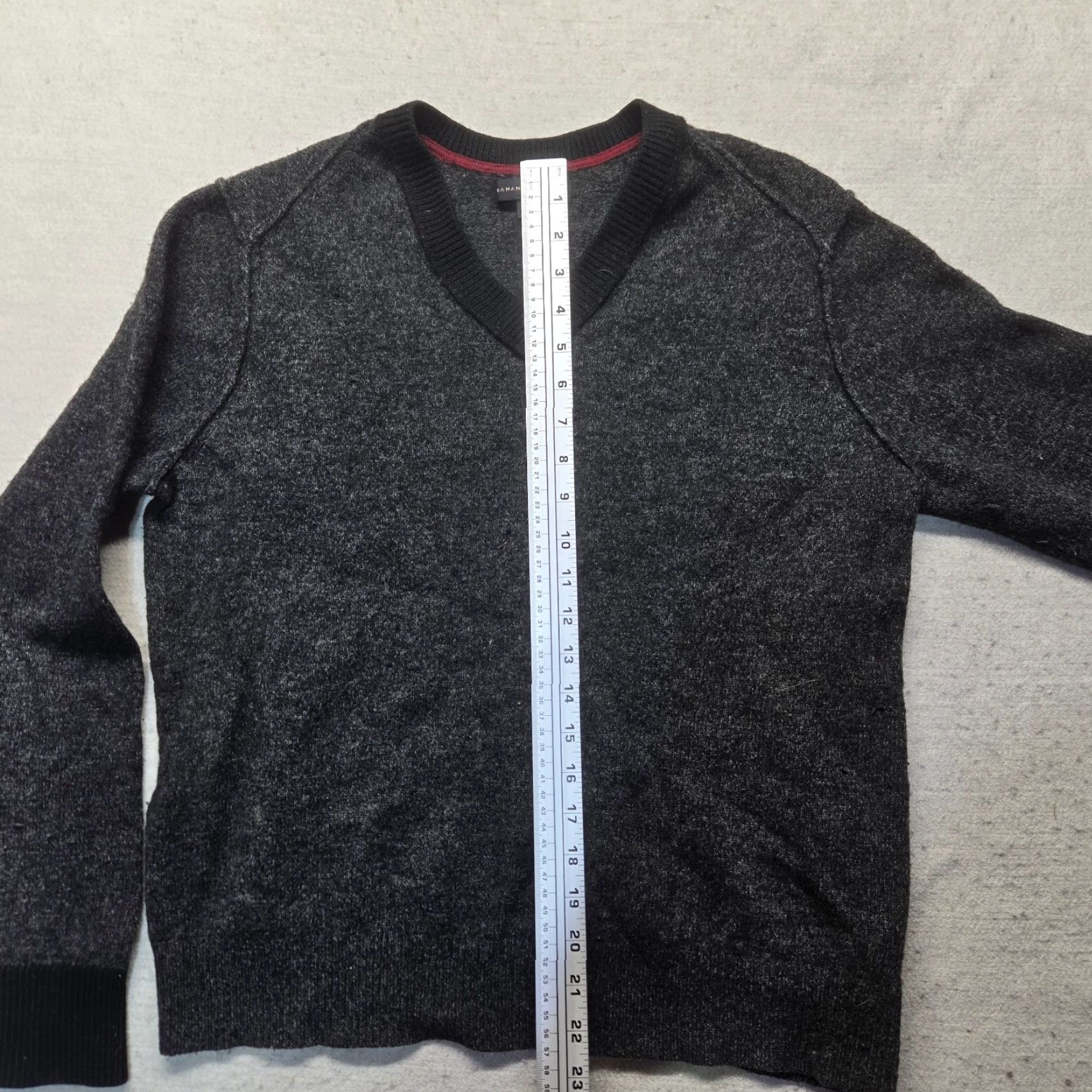 Banana Republic Banana Republic Sweater Mens L Gray Long Sleeve Pullover, Adult, Size L, Sweater, Banana Republic, Gray, Long Sleeve, Pullover, Mens Size US L / EU 52-54 / 3 - 5 Thumbnail