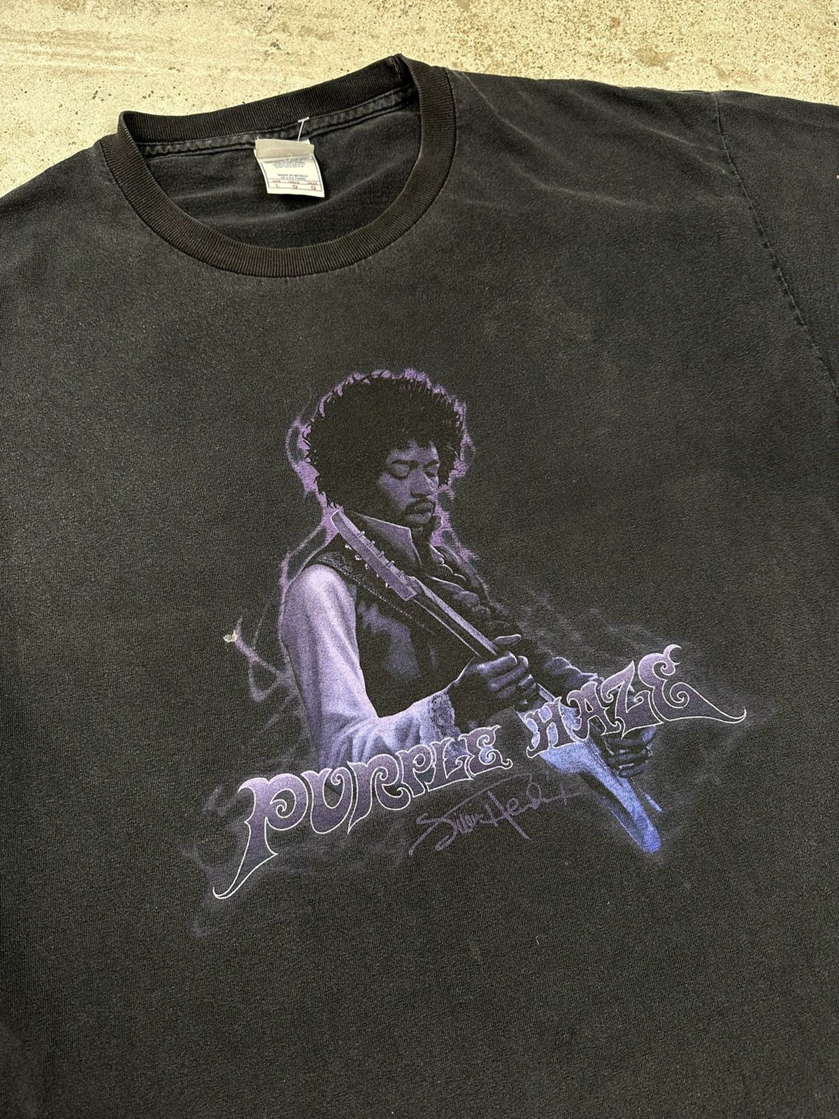 Band Tees × Jimi Hendrix × Vintage Vintage Jimi Hendrix Purple Haze Trashed Black Tee Washed Size US L / EU 52-54 / 3 - 6 Thumbnail