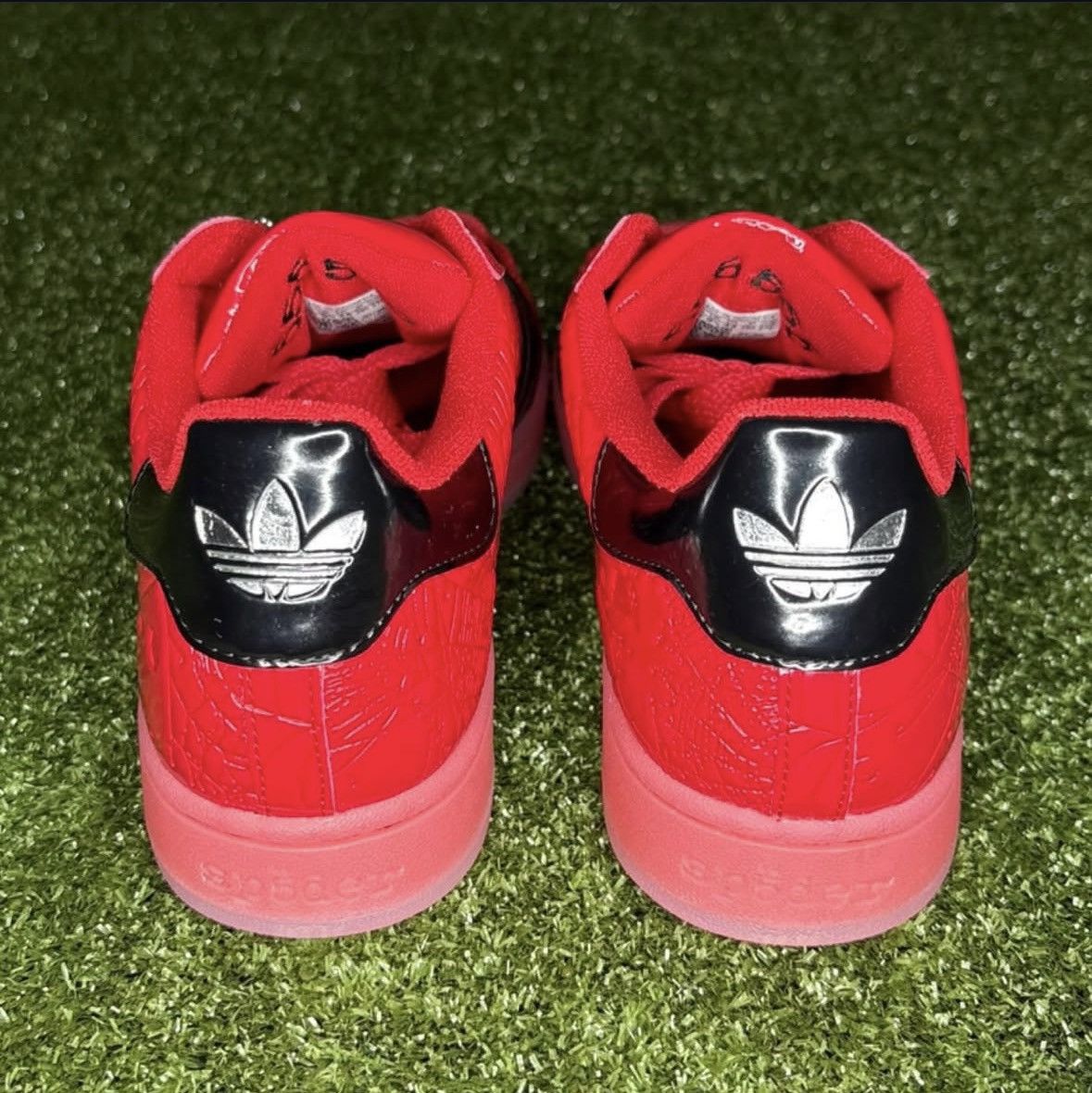 Sp5der Sp5der Worldwide Adidas Red Superstar Size US 10 / EU 43 - 4 Thumbnail