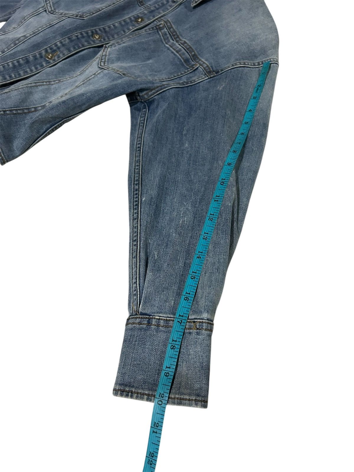 Marithe + Francois Girbaud Marithe Francois Girbaud Vintage Washed Denim Shirt Size M / US 6-8 / IT 42-44 - 12 Thumbnail