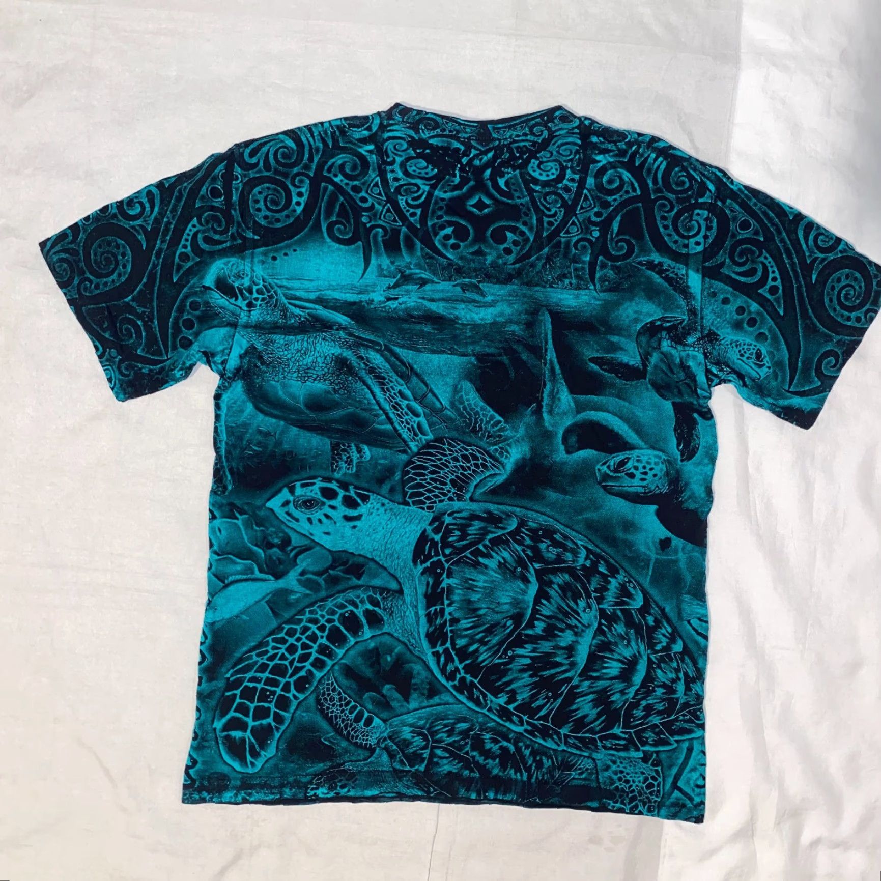 Gildan VINTAGE Gildan Tee Shirt T-Shirt Men Short Sleeve Crew Neck All Over Print Teal Blue Sea Turtles Mexico Cozumel Y2K - S Size US S / EU 44-46 / 1 - 5 Thumbnail