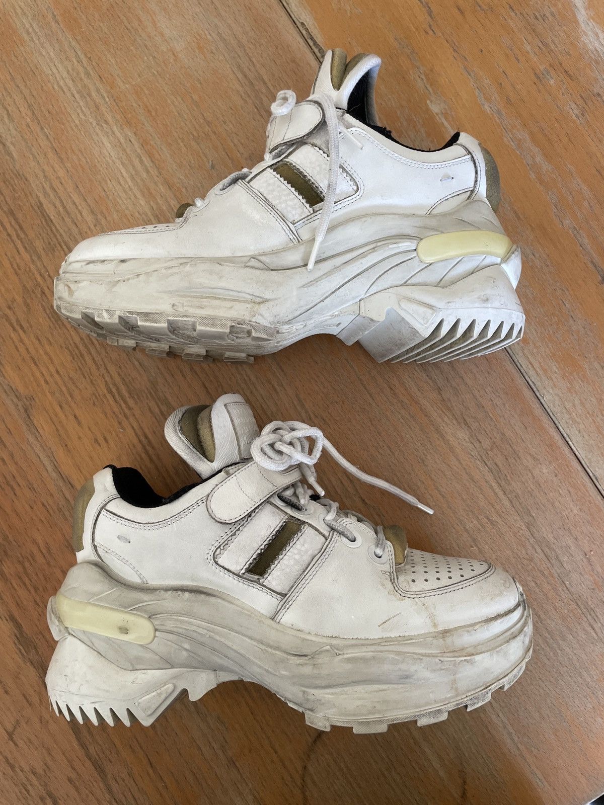 Maison Margiela Retro Fit Leather Sneakers Size US 7 / IT 37 - 2 Thumbnail