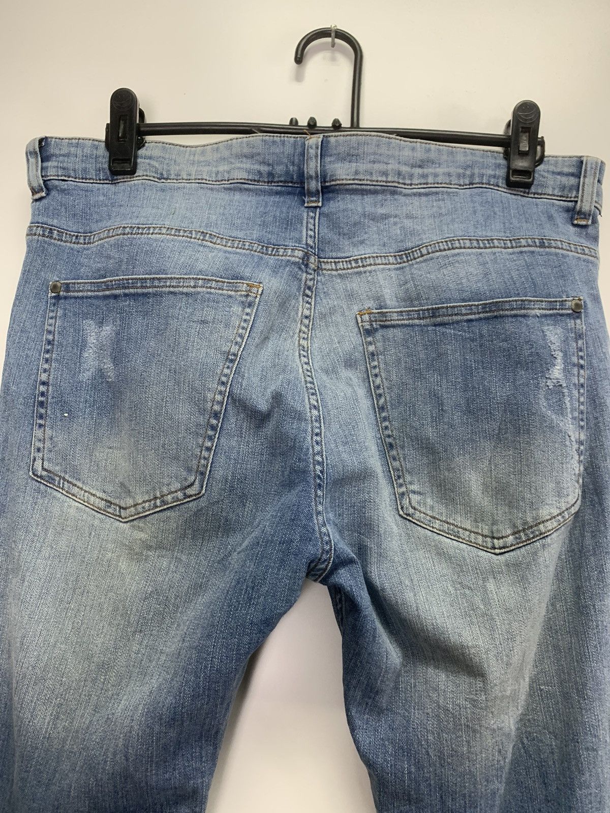 H&M H&M Distress Jeans Size US 34 / EU 50 - 11 Thumbnail