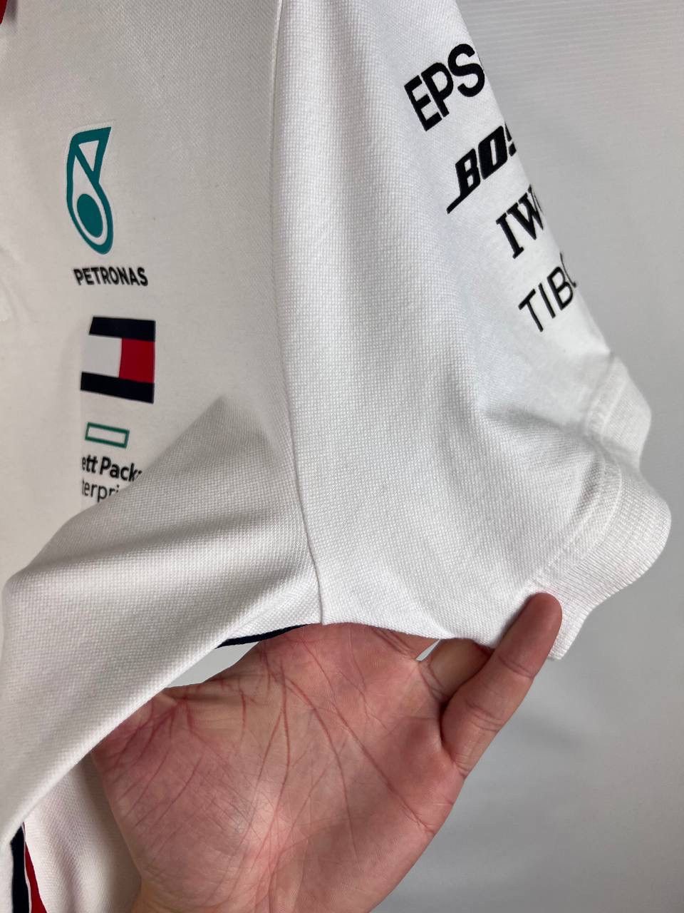 Mercedes-Benz Mercedes AMG Petronas Racing polo t-shirt size M Size US M / EU 48-50 / 2 - 6 Thumbnail