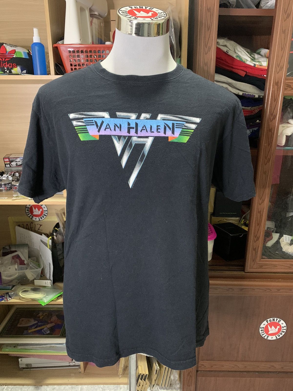 Band Tees × Vintage Vintage Y2K Van Halen Tee Missing Tag Size US XL / EU 56 / 4 - 1 Thumbnail