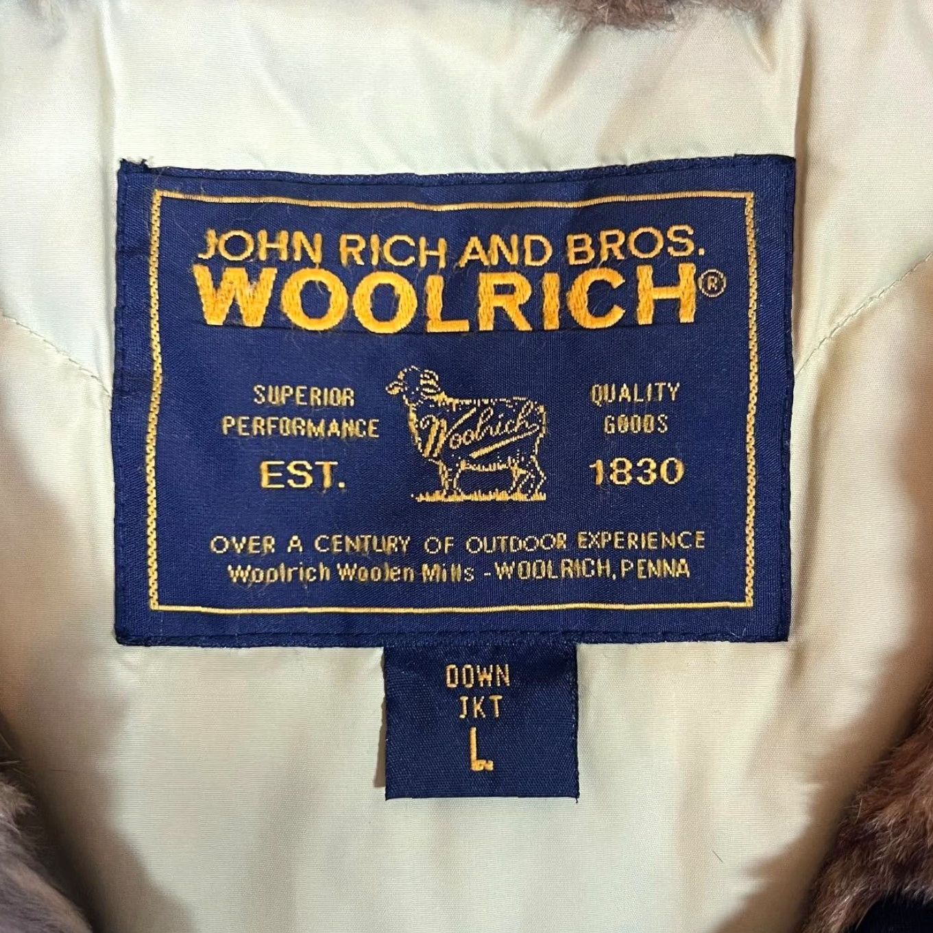 Vintage VINTAGE WOOLRICH Fur Trim Down Fill Padded Longline Zip Jacket Women's Large Size L / US 10 / IT 46 - 7 Thumbnail