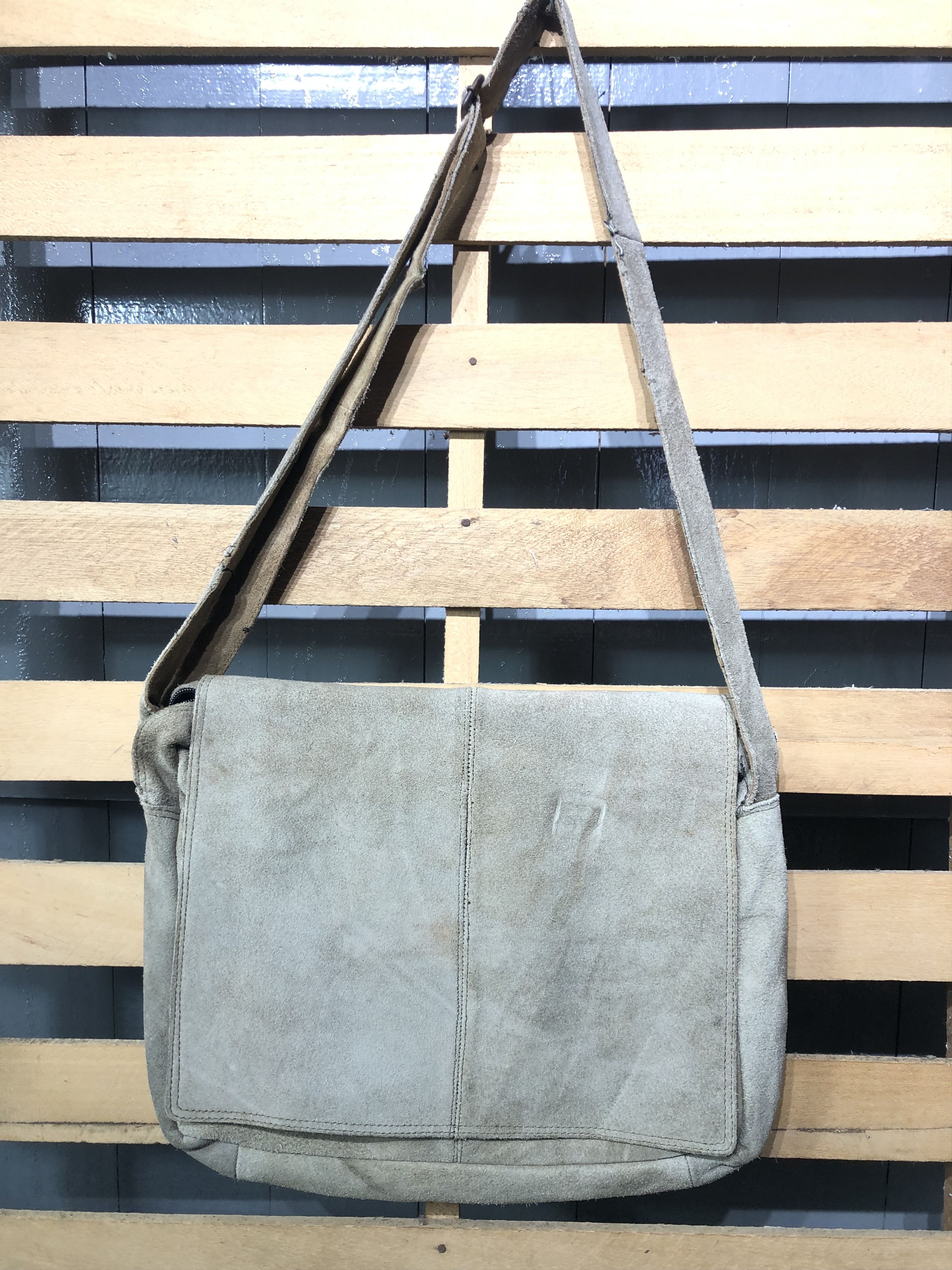 Leather Japanese Fashion Leather Style Messenger Bag Size ONE SIZE - 2 Thumbnail
