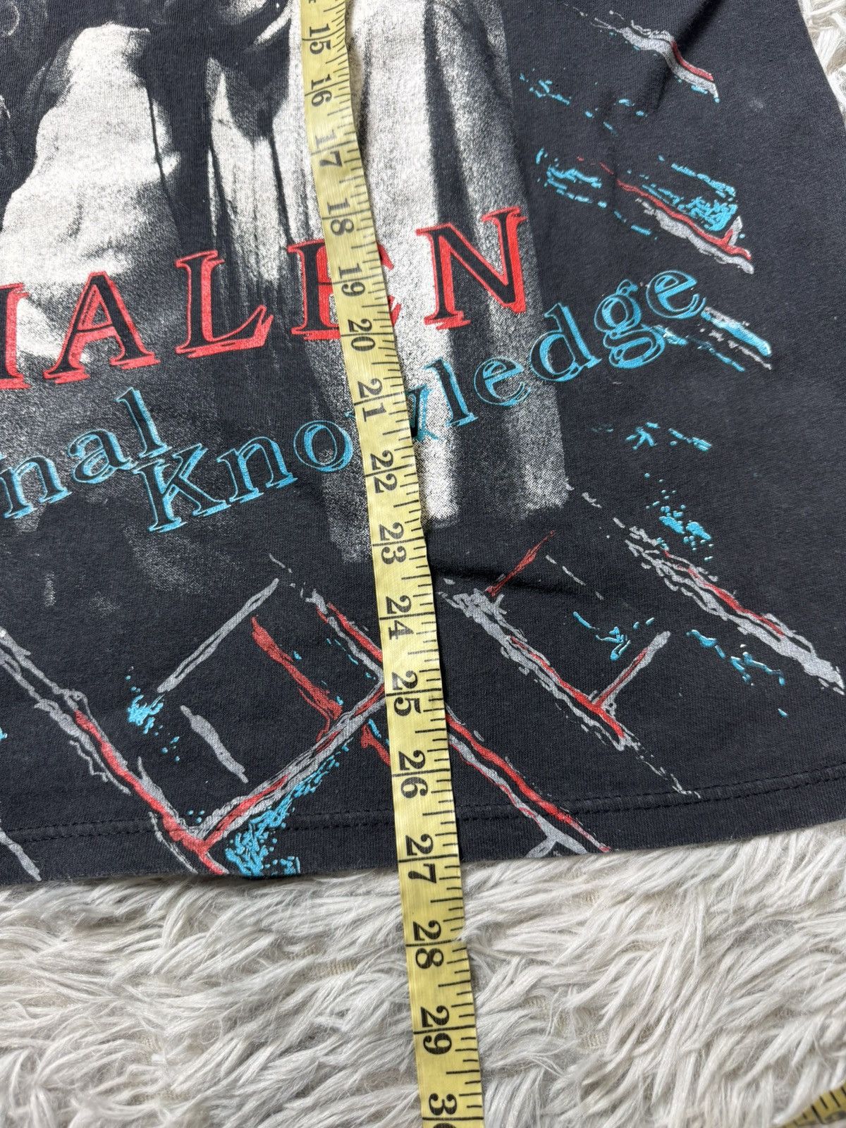 Vintage Vintage Van Halen 1991 OVP Size US XL / EU 56 / 4 - 5 Thumbnail