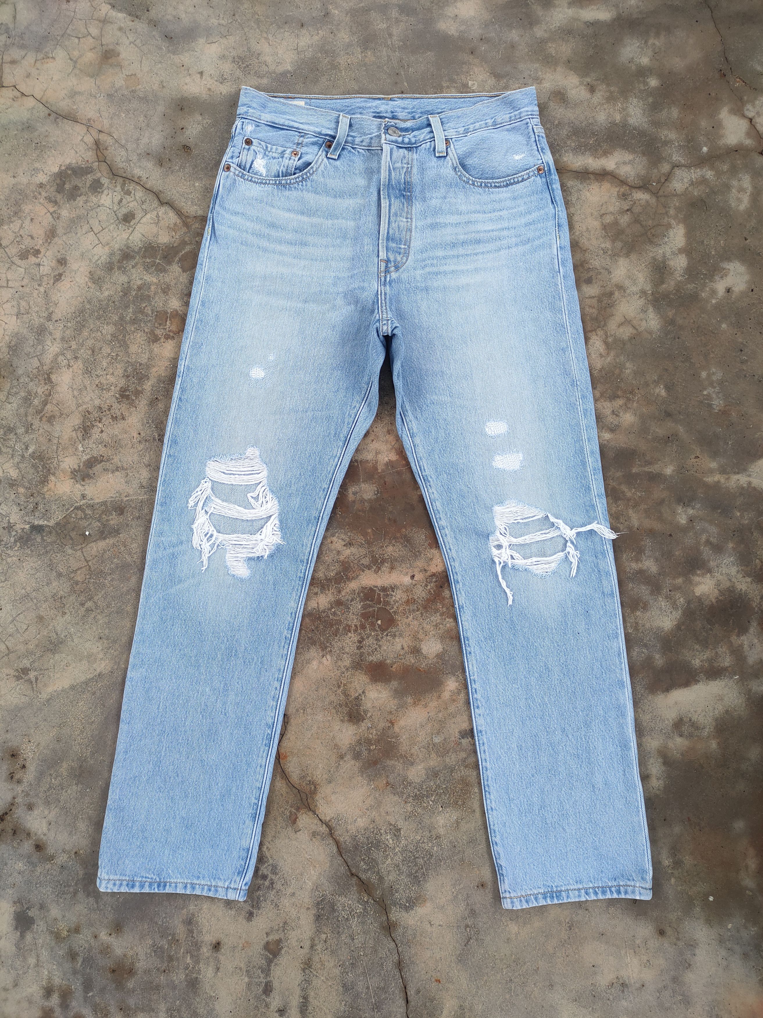 Levi's LEVI'S PREMIUM 501 FADED DISTRESSED DENIM JEANS PANTS Size US 30 / EU 46 - 2 Thumbnail
