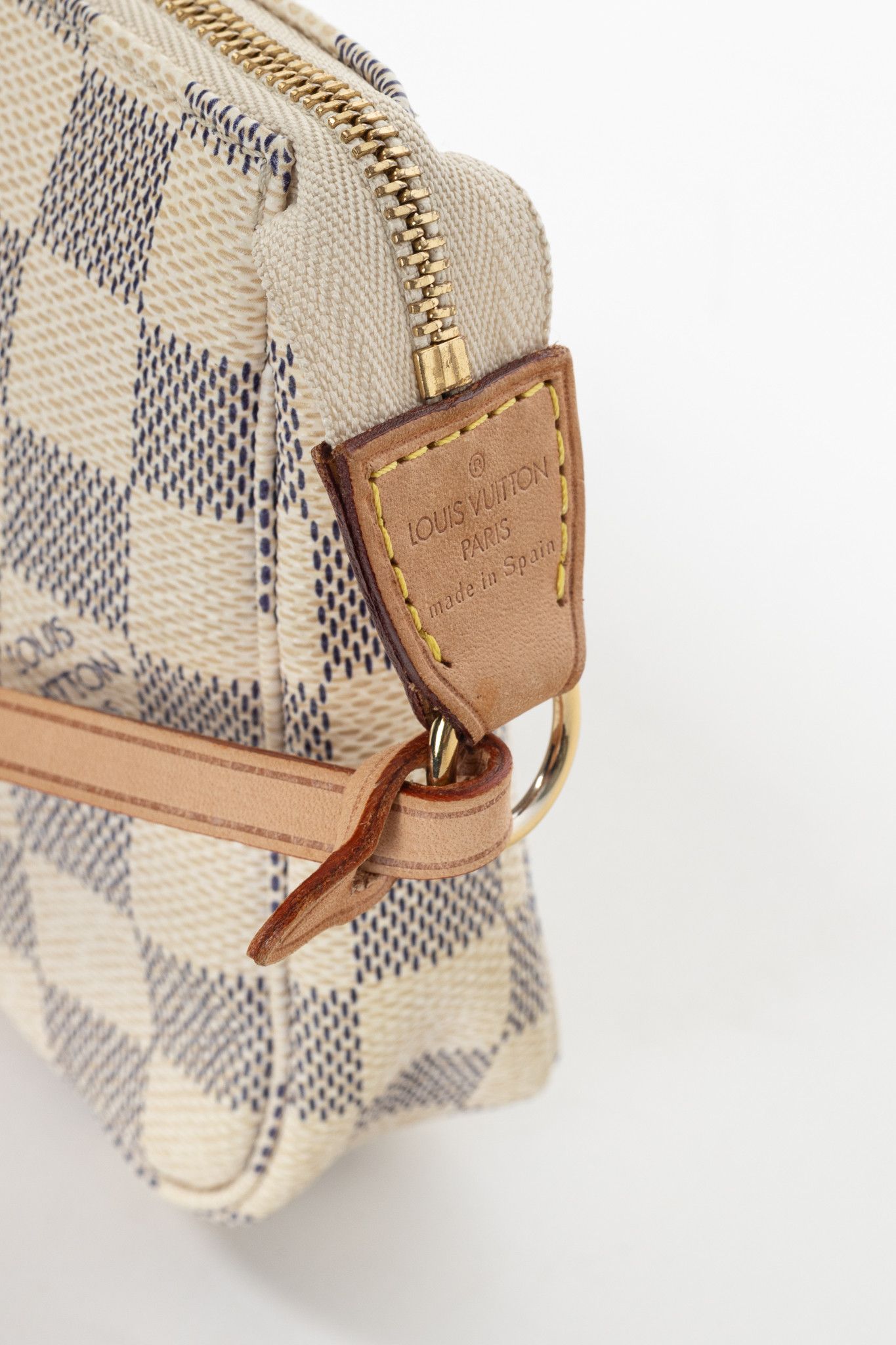 Louis Vuitton Louis Vuitton Damier Azur Canvas Pochette Accessoires Size ONE SIZE - 8 Thumbnail