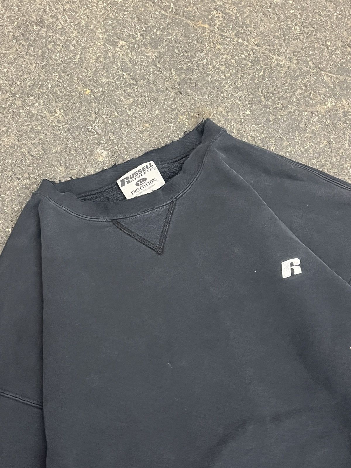 Russell Athletic × Vintage Russell athletic vintage boxy fit streetwear added hype Size US XL / EU 56 / 4 - 4 Thumbnail