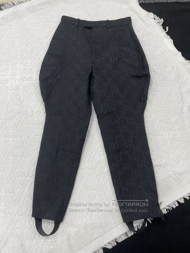 Gucci Gucci Equestrian pants with dark pattern full of logo Size 27" / US 4 / IT 40 - 1 Thumbnail