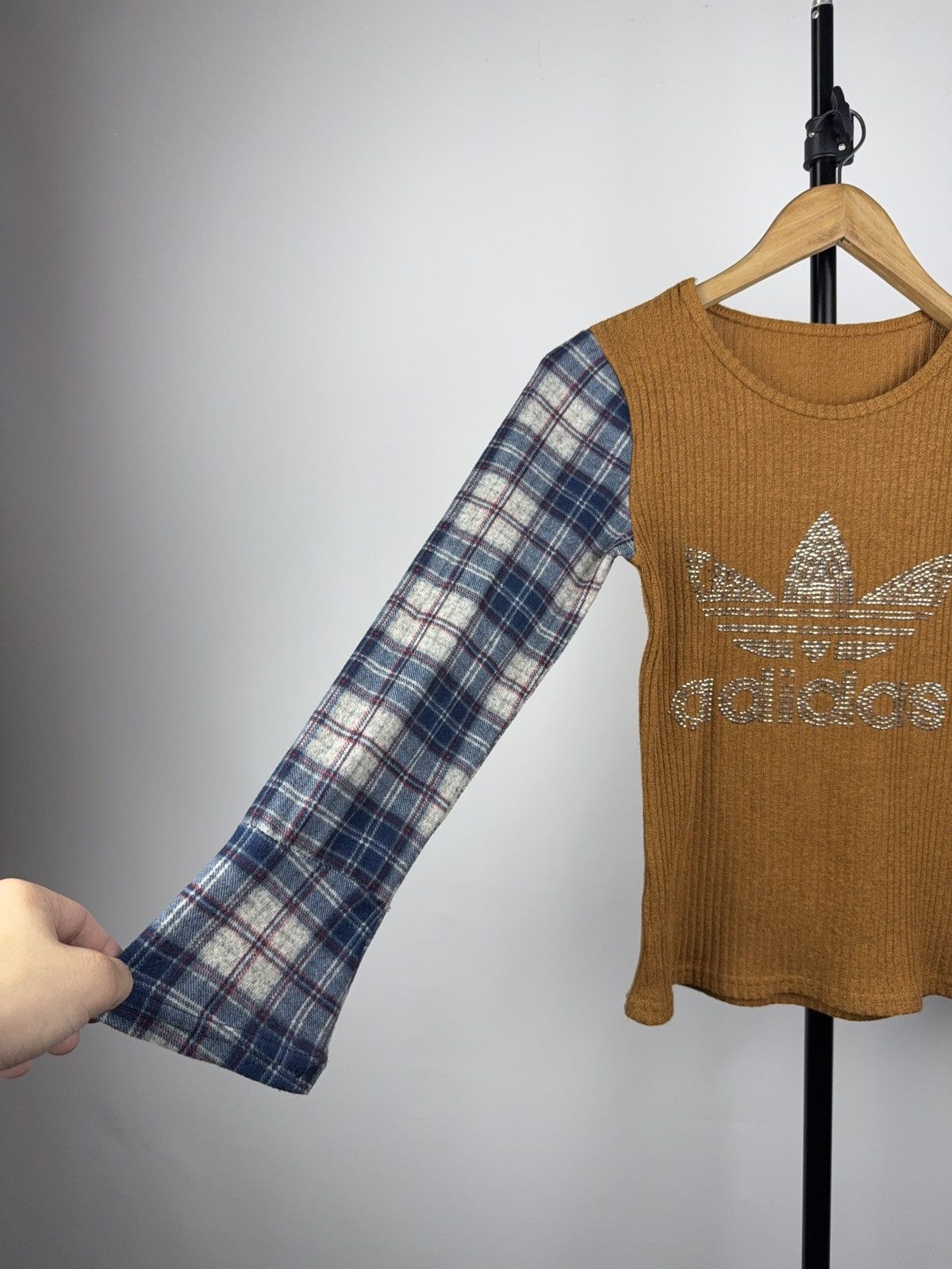 Adidas Y2K Adidas Rhinestone Knit Top Flannel Sleeve Remix Size S / US 4 / IT 40 - 2 Thumbnail