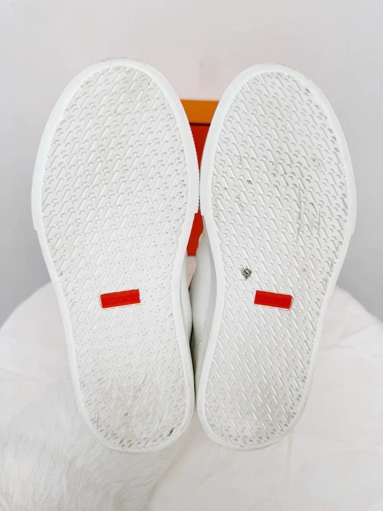 Hermes Hermes White Sneakers with Gold Buckle-2506 Size US 7 / IT 37 - 9 Thumbnail