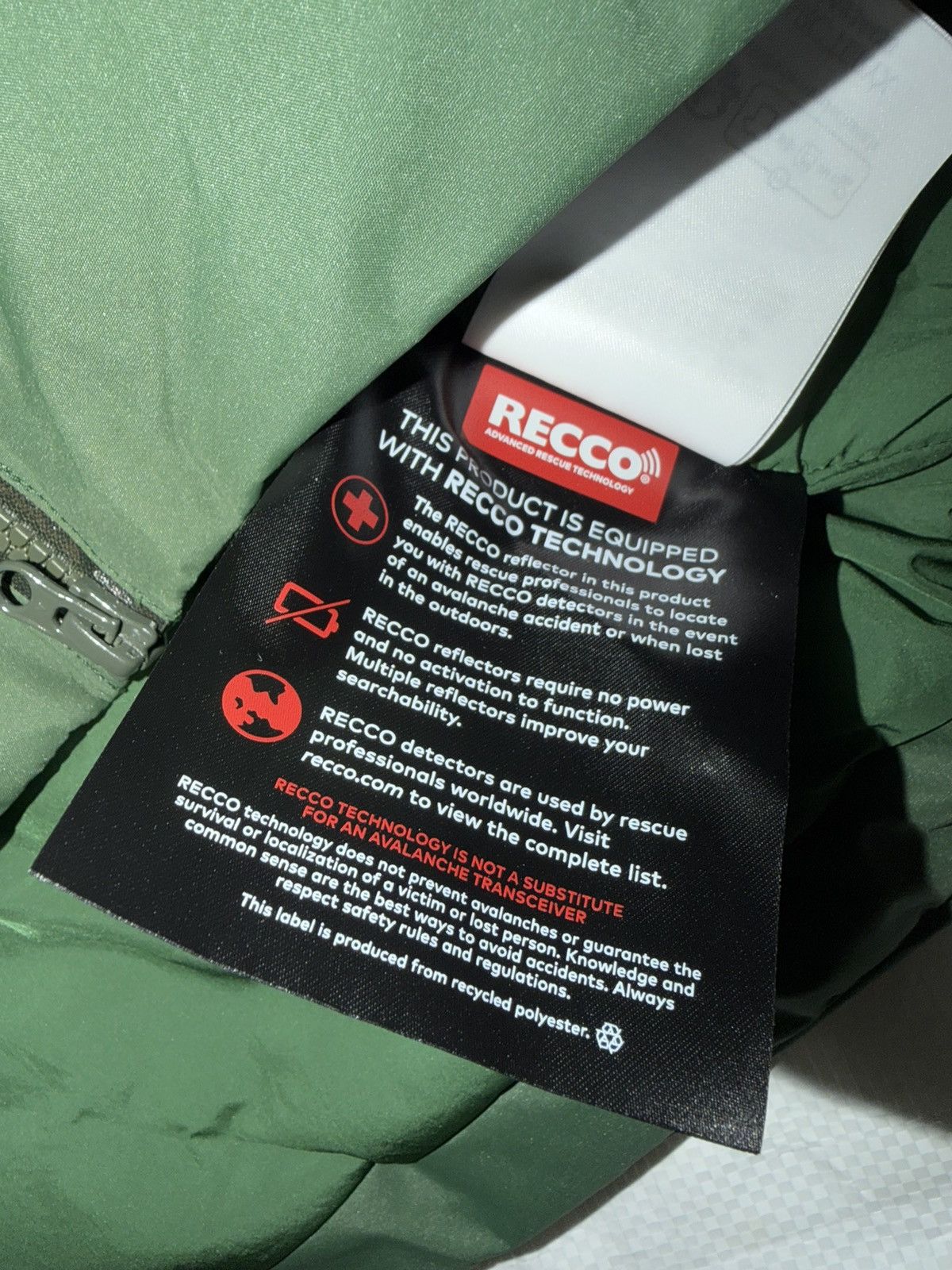 Arc'teryx Arc’teryx Beta Insulated Jacket Eden Size US S / EU 44-46 / 1 - 18 Thumbnail