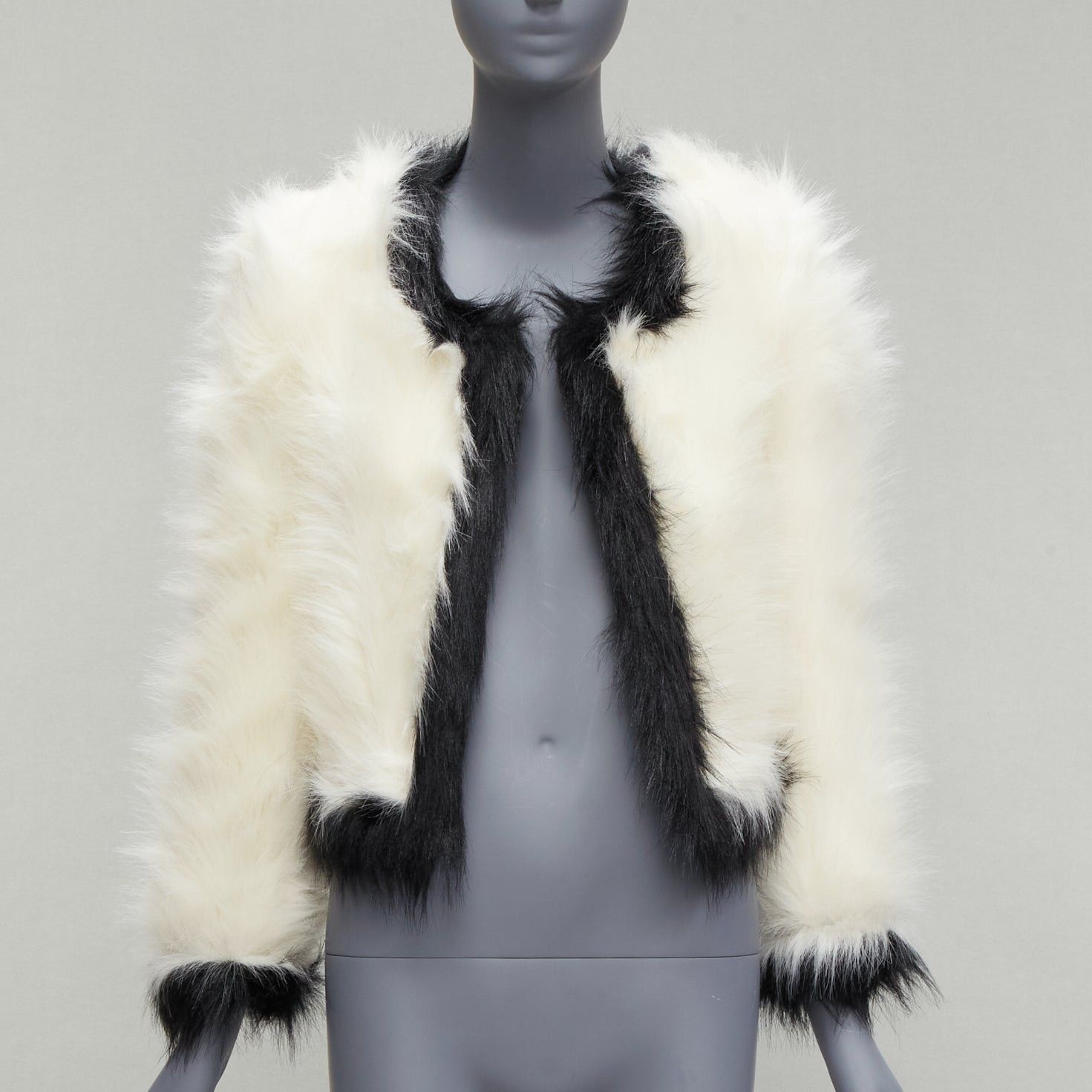 Saint Laurent Paris new SAINT LAURENT 2021 Runway cream black faux fur cropped jacket FR34 XS Size XS / US 0-2 / IT 36-38 - 1 Thumbnail
