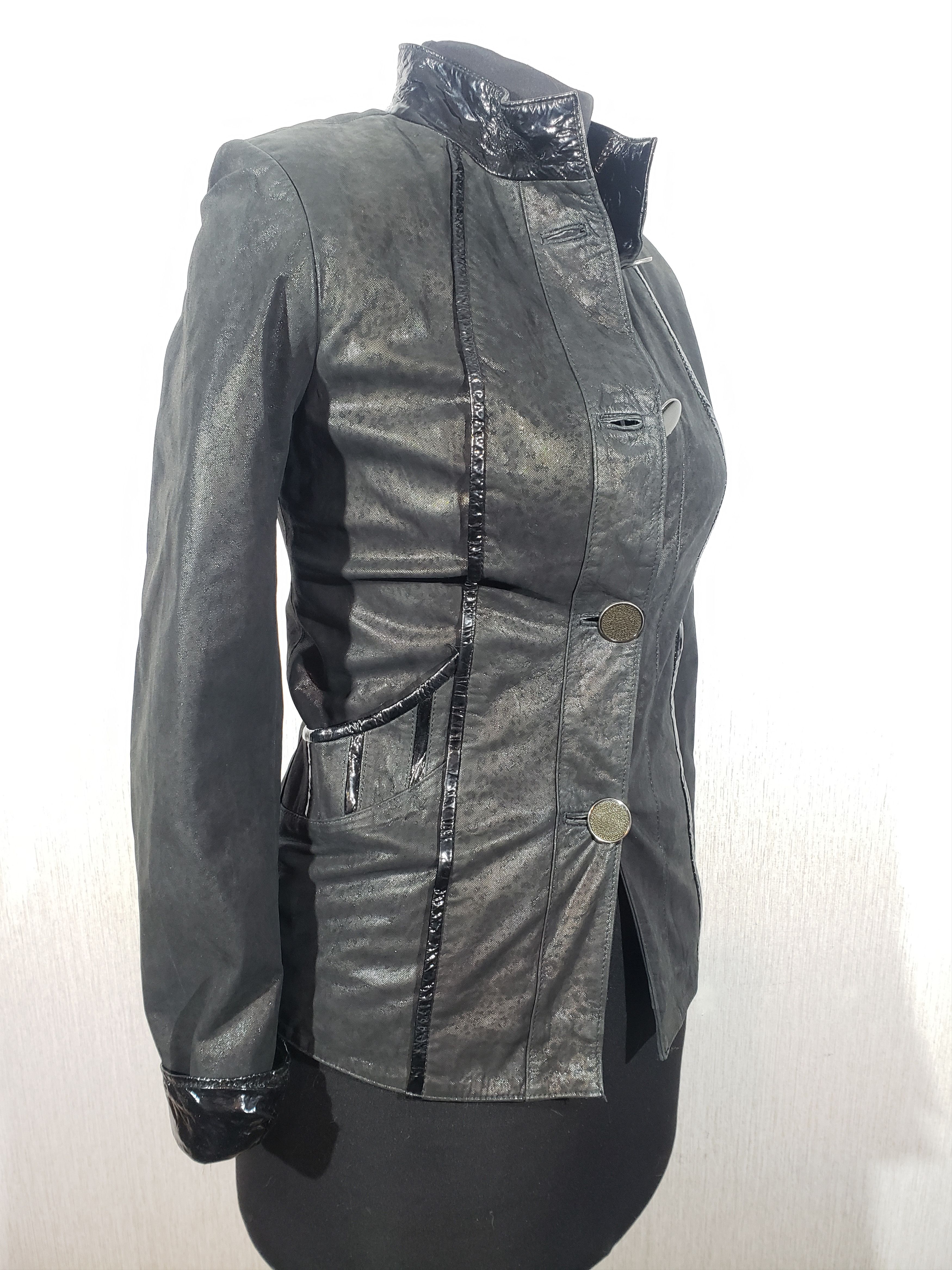 Other Stylish women's leather jacket with buttons. Size M / US 6-8 / IT 42-44 - 4 Thumbnail