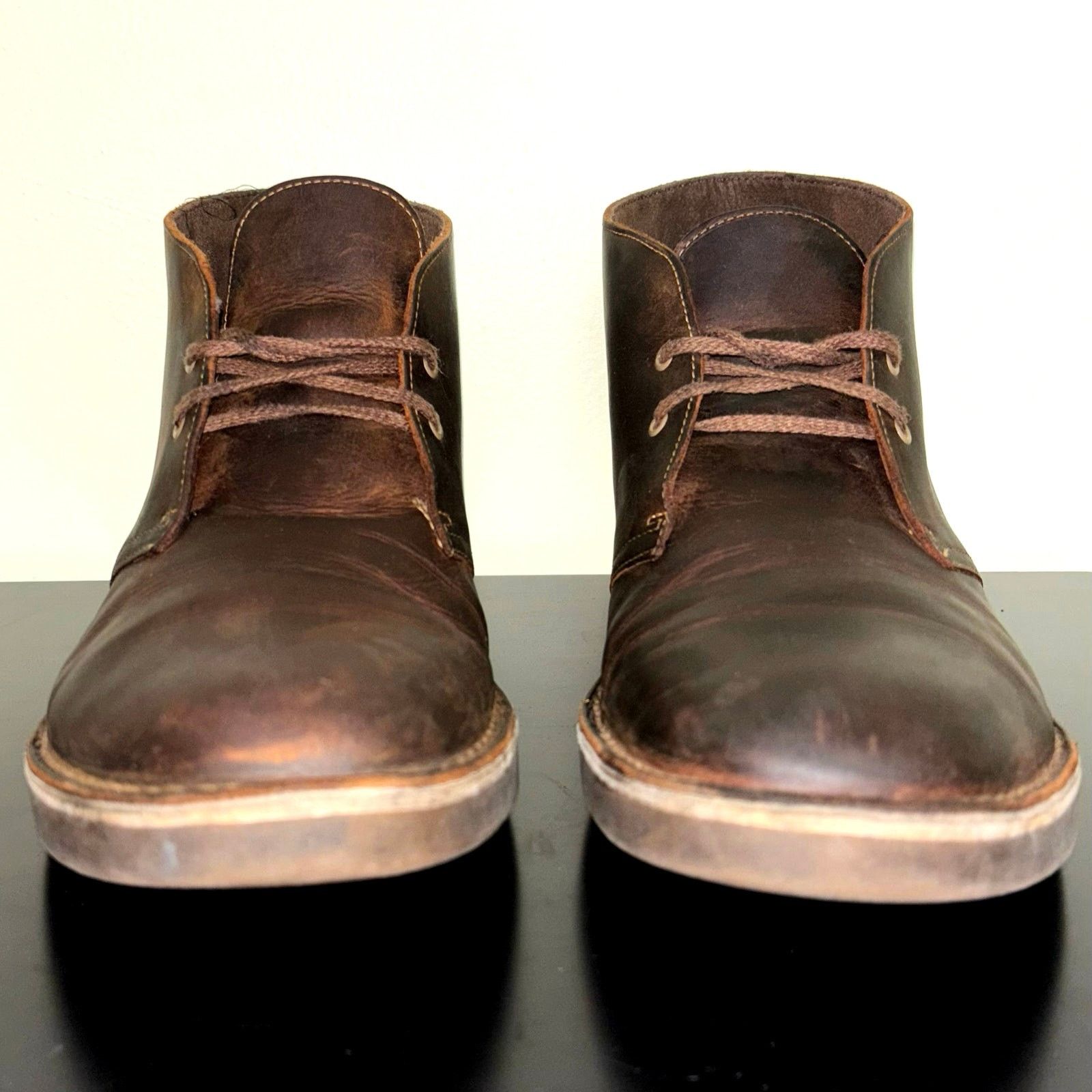 Men\'s Brown Leather Chukka Boots with Lace-Up Eyelets Size 7.5D RARE Clarks Men main image 2