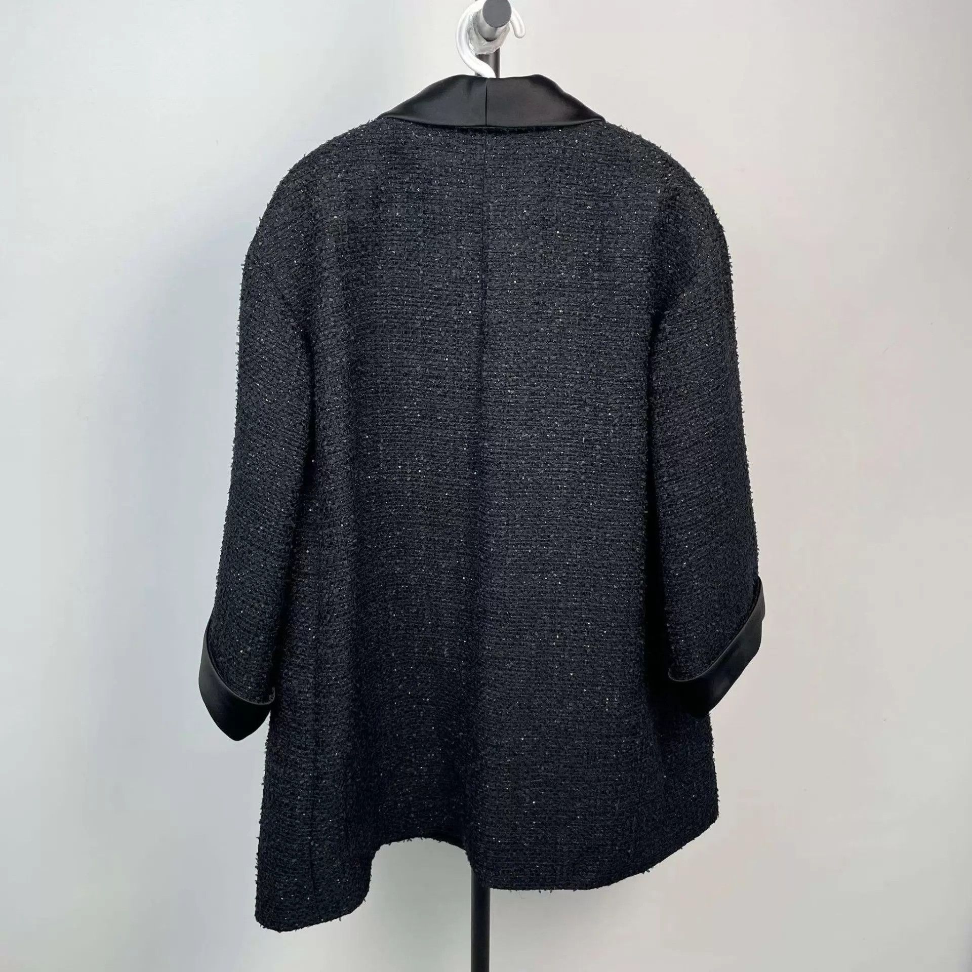 Chanel Chanel Oversized B&G Tweed Double Pocket Coat 98 New 36 Size XS / US 0-2 / IT 36-38 - 2 Thumbnail