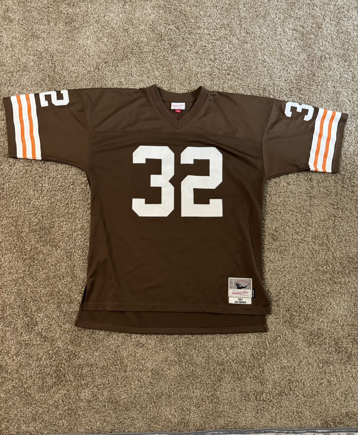 Mitchell & Ness CLEVELAND BROWNS JIM BROWN JERSEY Size US XL / EU 56 / 4 - 1 Thumbnail