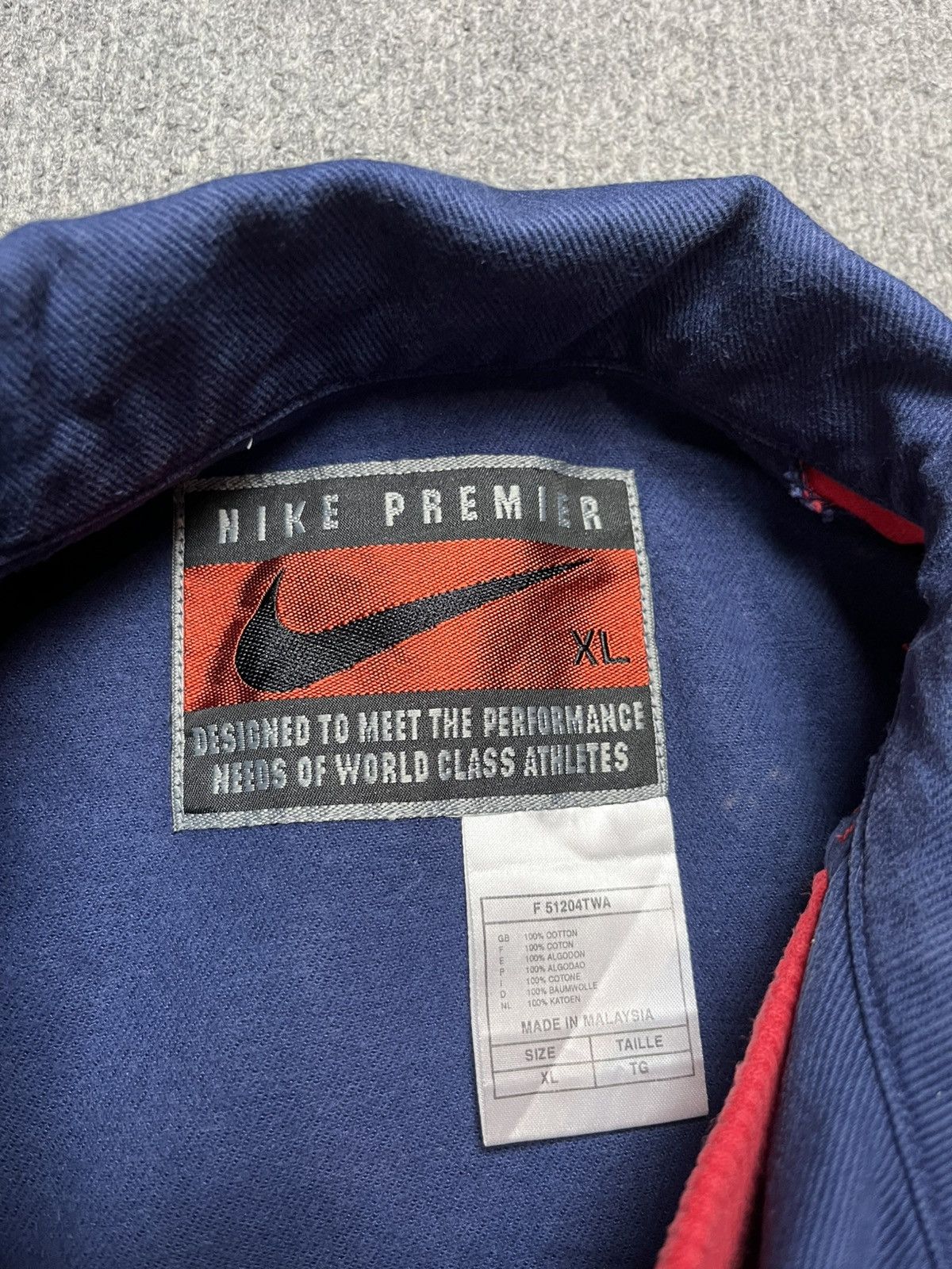 Nike Vintage 90's Nike Arsenal Football Gunners Jacket Size XL Size US XL / EU 56 / 4 - 8 Thumbnail