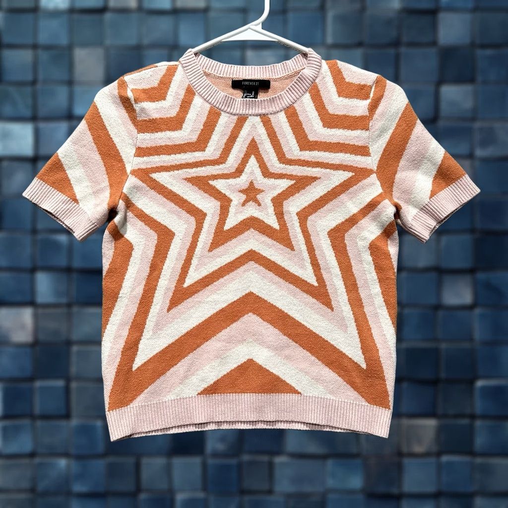 Forever 21 FOREVER 21 Sweater Women M Orange Pink Star Print Short Sleeve Crew Neck Knit Stretch Pullover Casual Winter Fall Stars Geometric Pattern Reg部 Size M / US 6-8 / IT 42-44 - 1 Thumbnail