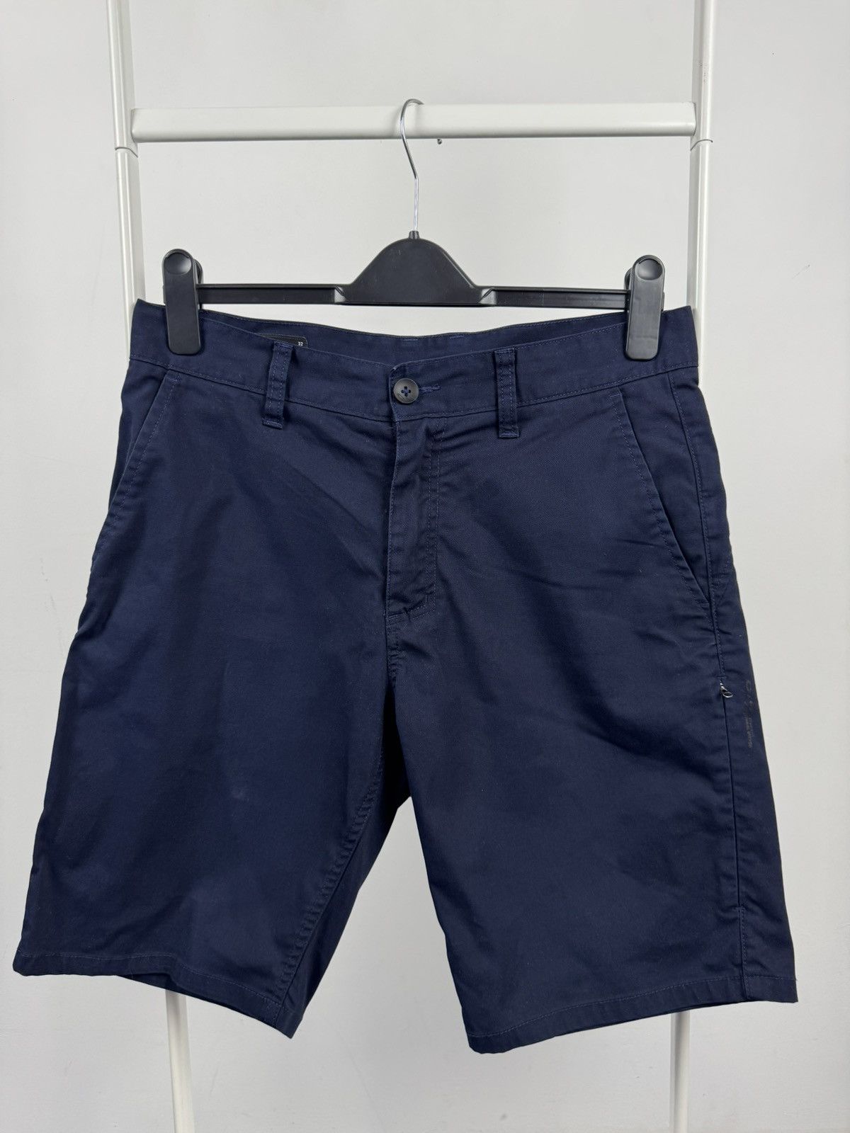 Oakley Oakley Techwear Shorts Size US 32 / EU 48 - 1 Thumbnail
