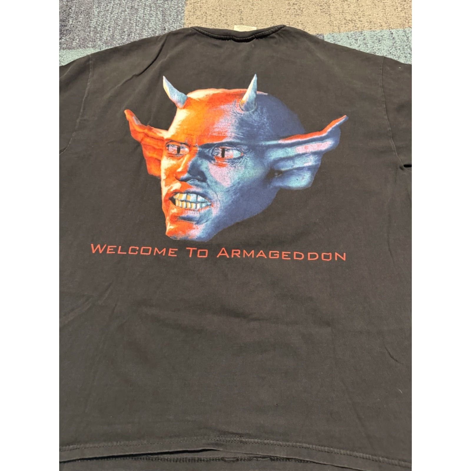 Hunter VINTAGE Winterland Iron Maiden Ed Hunter T-Shirt Welcome To Arm 1999 Size XL Gray Mens Band Shirt Size US XL / EU 56 / 4 - 7 Thumbnail