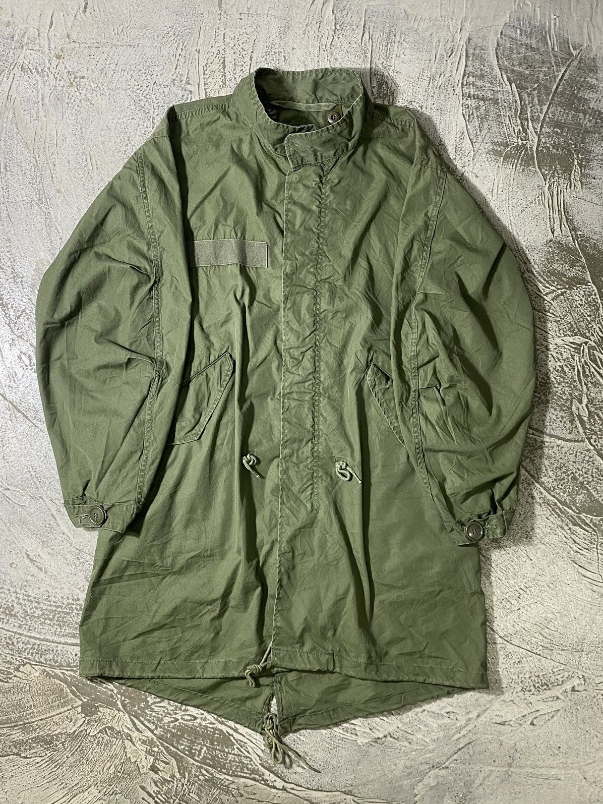 Vintage Vintage US ARMY Fishtail Extreme Cold Parka M65 1982 Size US M / EU 48-50 / 2 - 1 Thumbnail