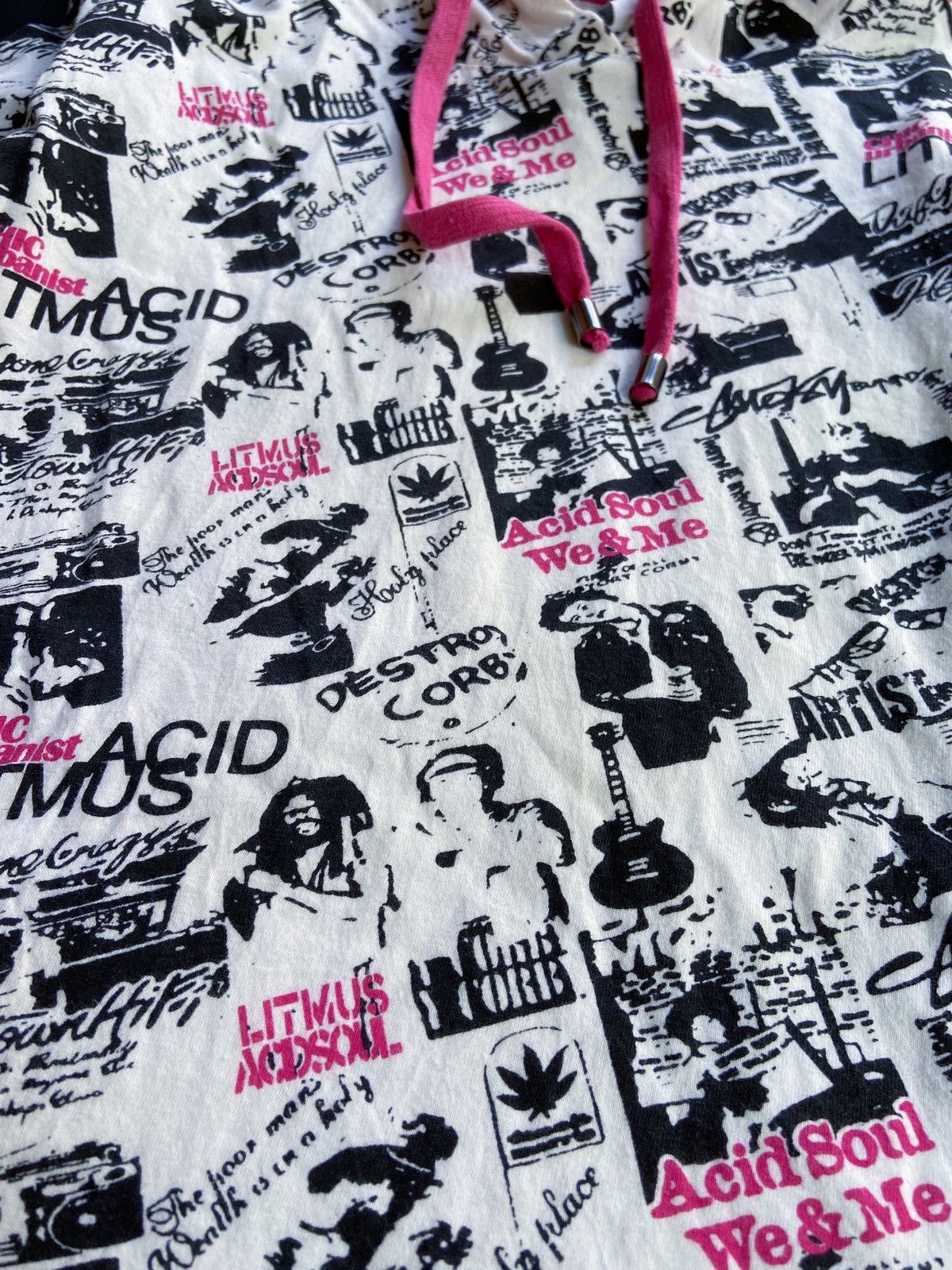 20471120 DOUBLE LAYER CHIC URBANIST ACID LITMUS HOODIE STYLE Size US S / EU 44-46 / 1 - 10 Thumbnail