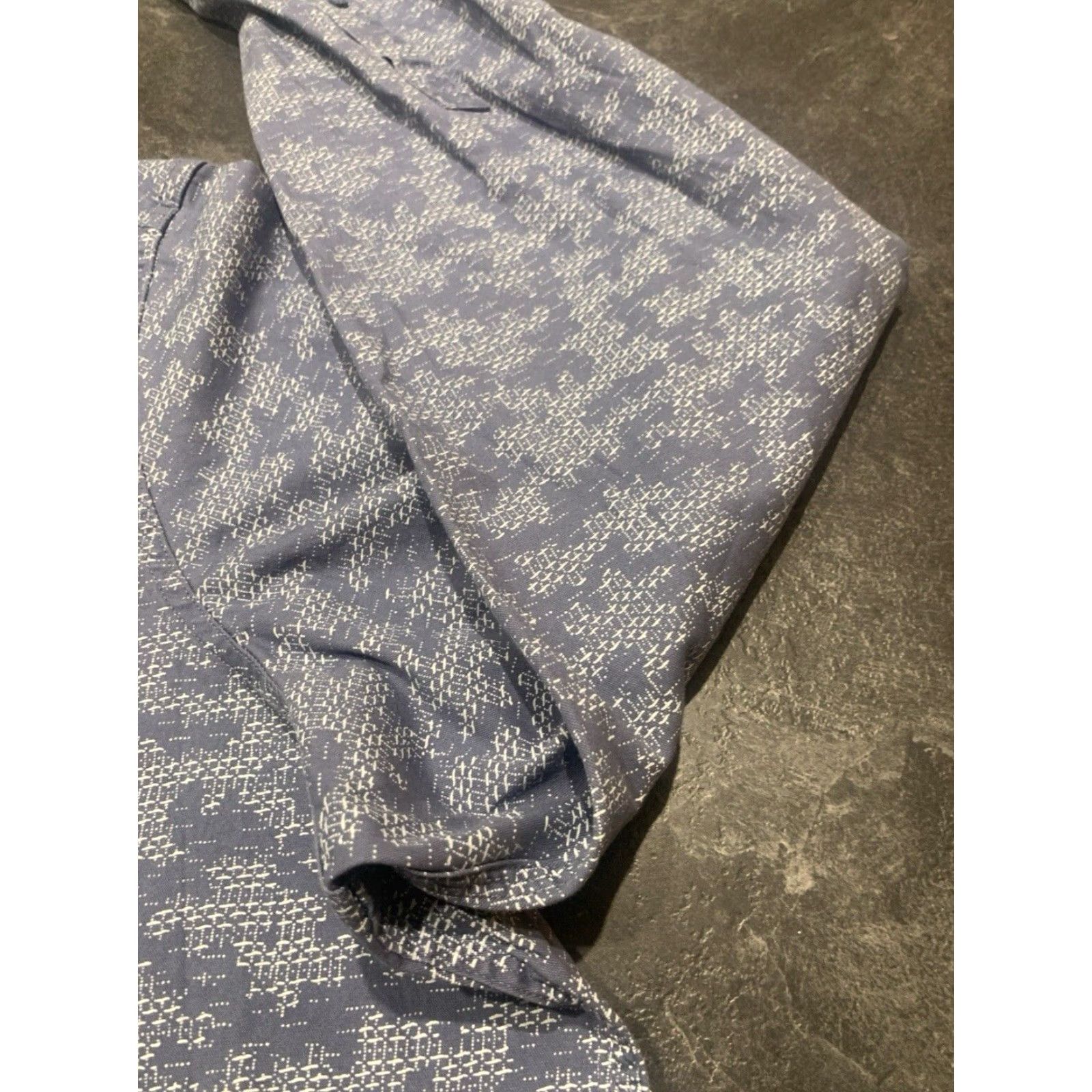 Vintage L.L. Bean Men 3XL Camp Shirt Long Sleeve Button-Up Tencel Stretch Geometric Blue Outdoor Size US XXL / EU 58 / 5 - 2 Thumbnail