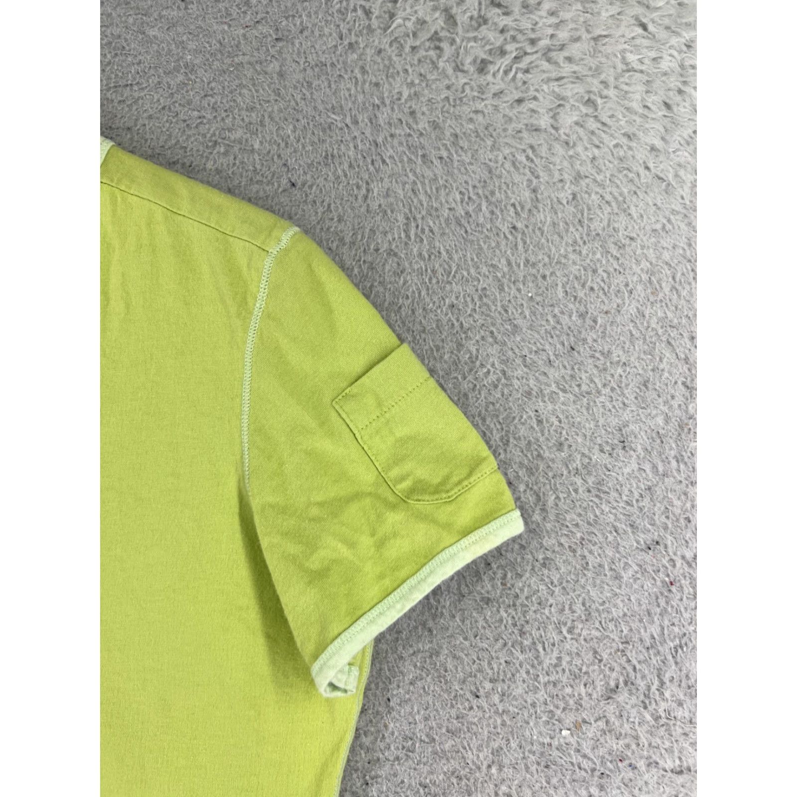 Tommy Hilfiger VINTAGE Tommy Hilfiger Women's T-Shirt Short Sleeve Pullover Casual Cotton Green Small 90s Designer Size S / US 4 / IT 40 - 2 Thumbnail