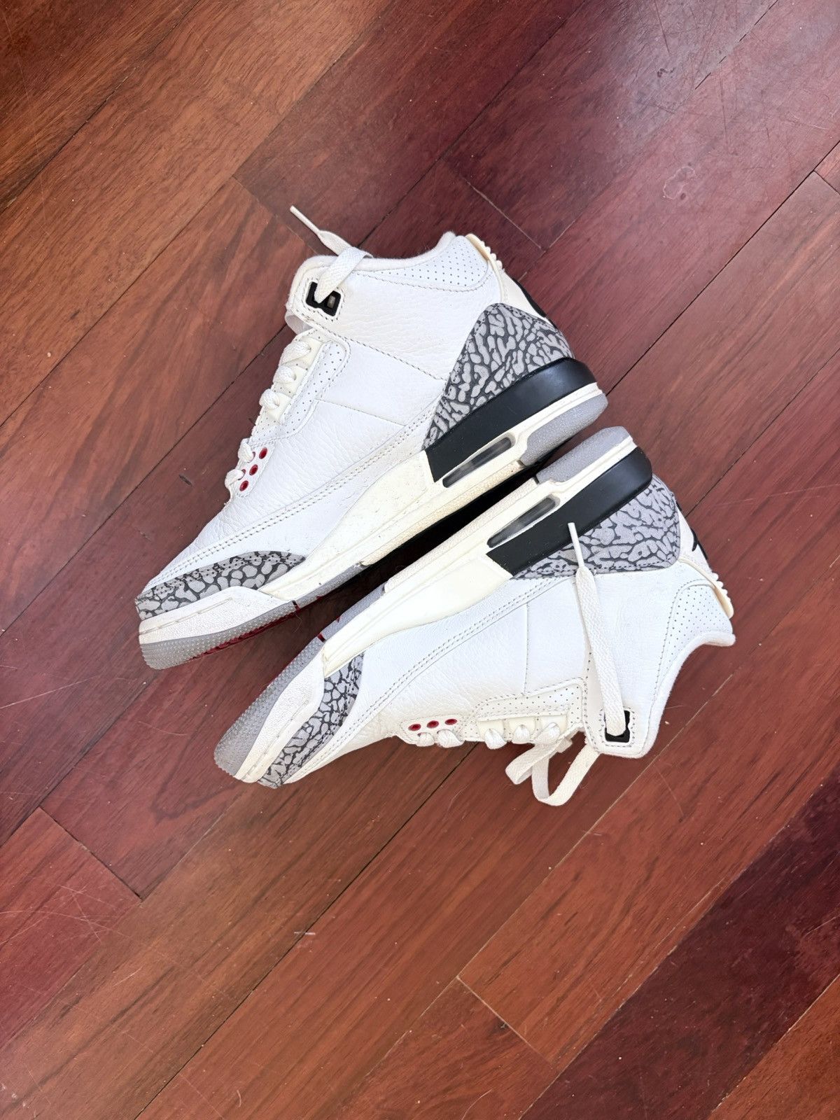 Jordan Brand Cement 3 Size US 5 / EU 37 - 2 Thumbnail