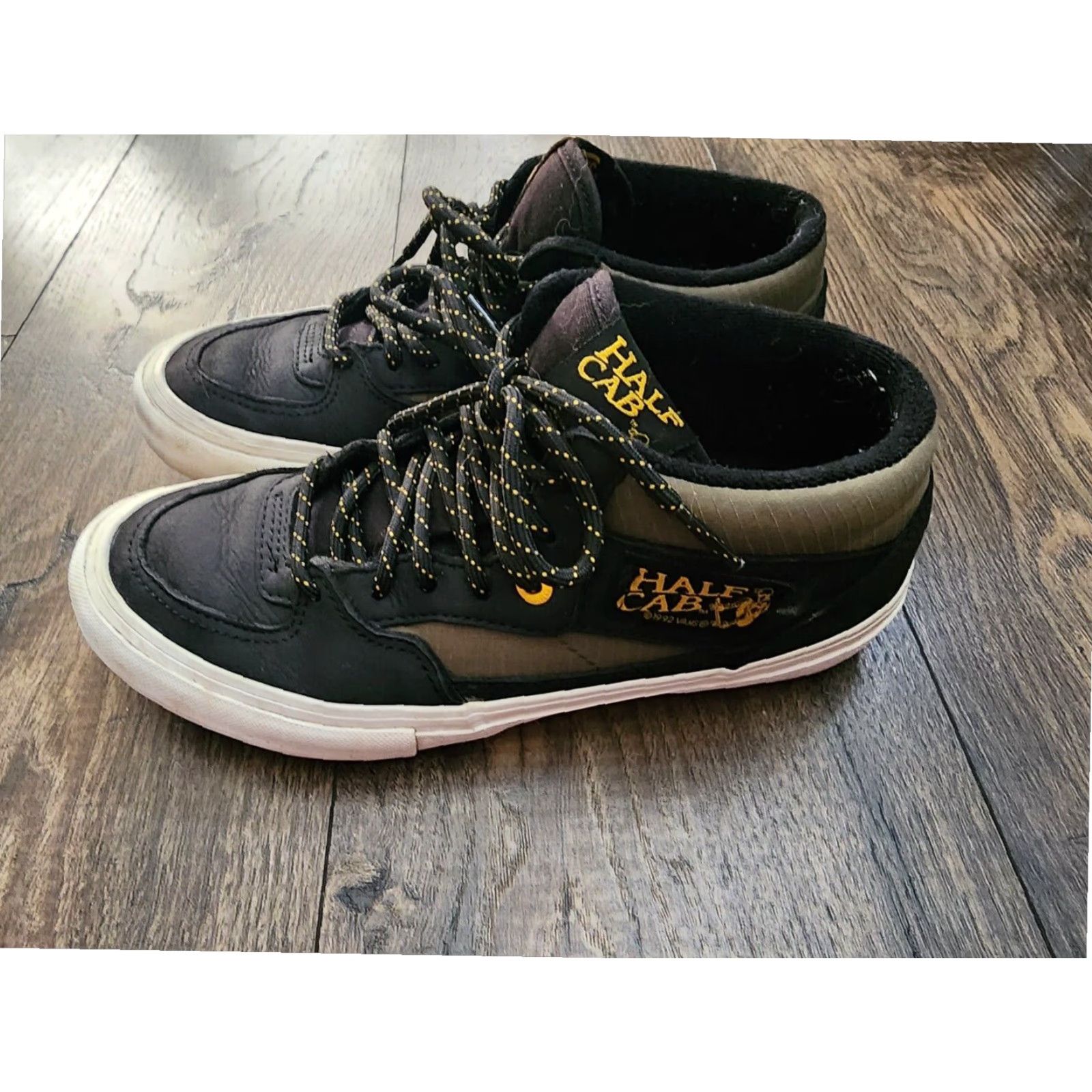 Vans VINTAGE Vans Half Cab Steve Caballero 1992 Pro Model Mens 6.5 Black White Tan Suede Skateboarding Shoes Size US 7 / EU 40 - 4 Thumbnail