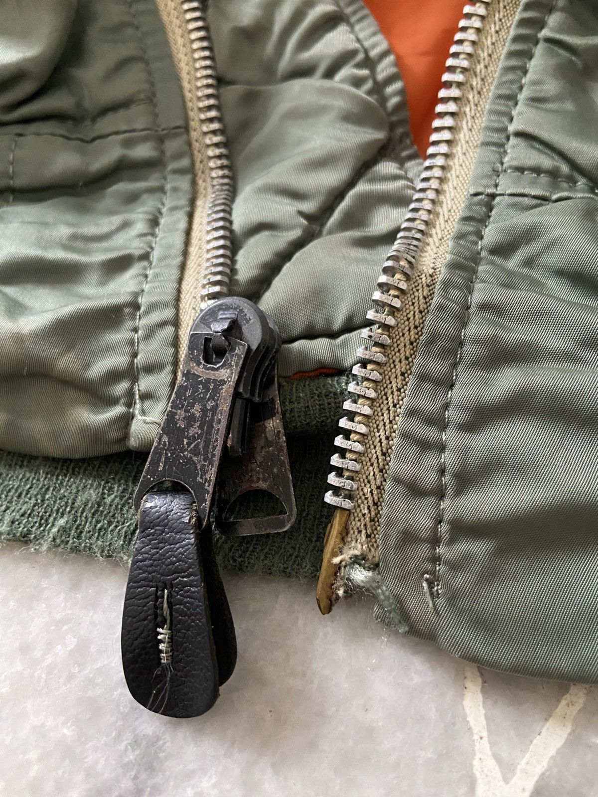 Alpha Industries Vintage 70s Alpha Industries MA1 Flight Bomber Jacket Size US M / EU 48-50 / 2 - 9 Thumbnail
