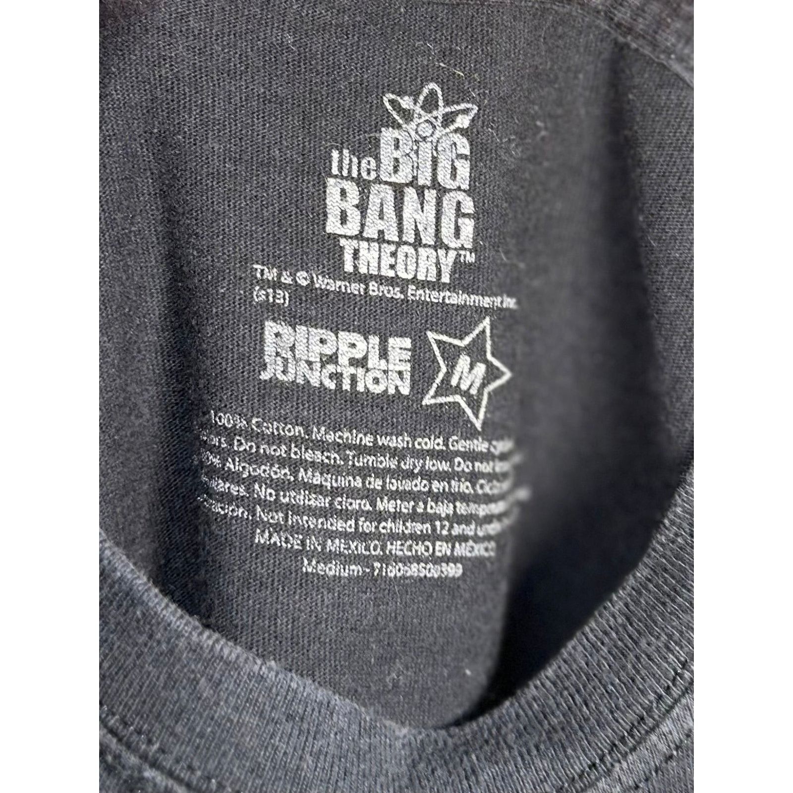 Other 💥 BIG BANG THEORY “BAZINGA!” SHELDON COOPER TEE SiZE M Size US M / EU 48-50 / 2 - 3 Thumbnail