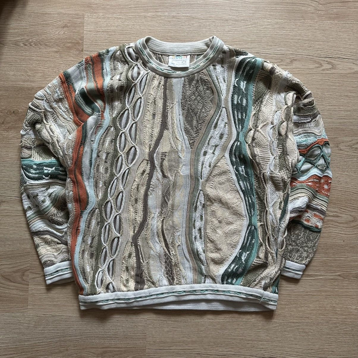 Coogi Vintage Coogi 3D Sweater Size US S / EU 44-46 / 1 - 1 Thumbnail