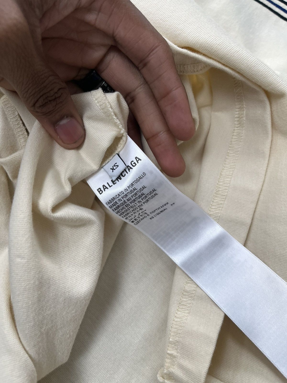 Balenciaga Balenciaga Political Campaign Logo Beige T-Shirt Size US XS / EU 42 / 0 - 5 Thumbnail