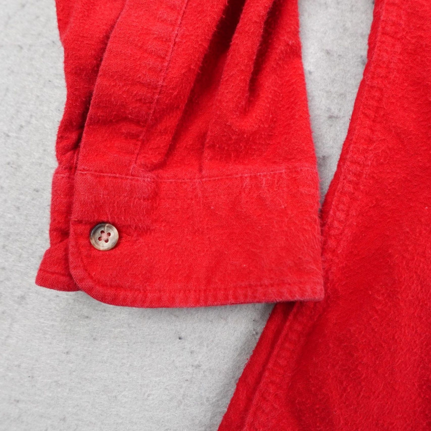 Vintage VINTAGE Woolrich Shirt Mens XL Red Chamois Flannel Button Up Made In USA 80s Size US XL / EU 56 / 4 - 4 Thumbnail