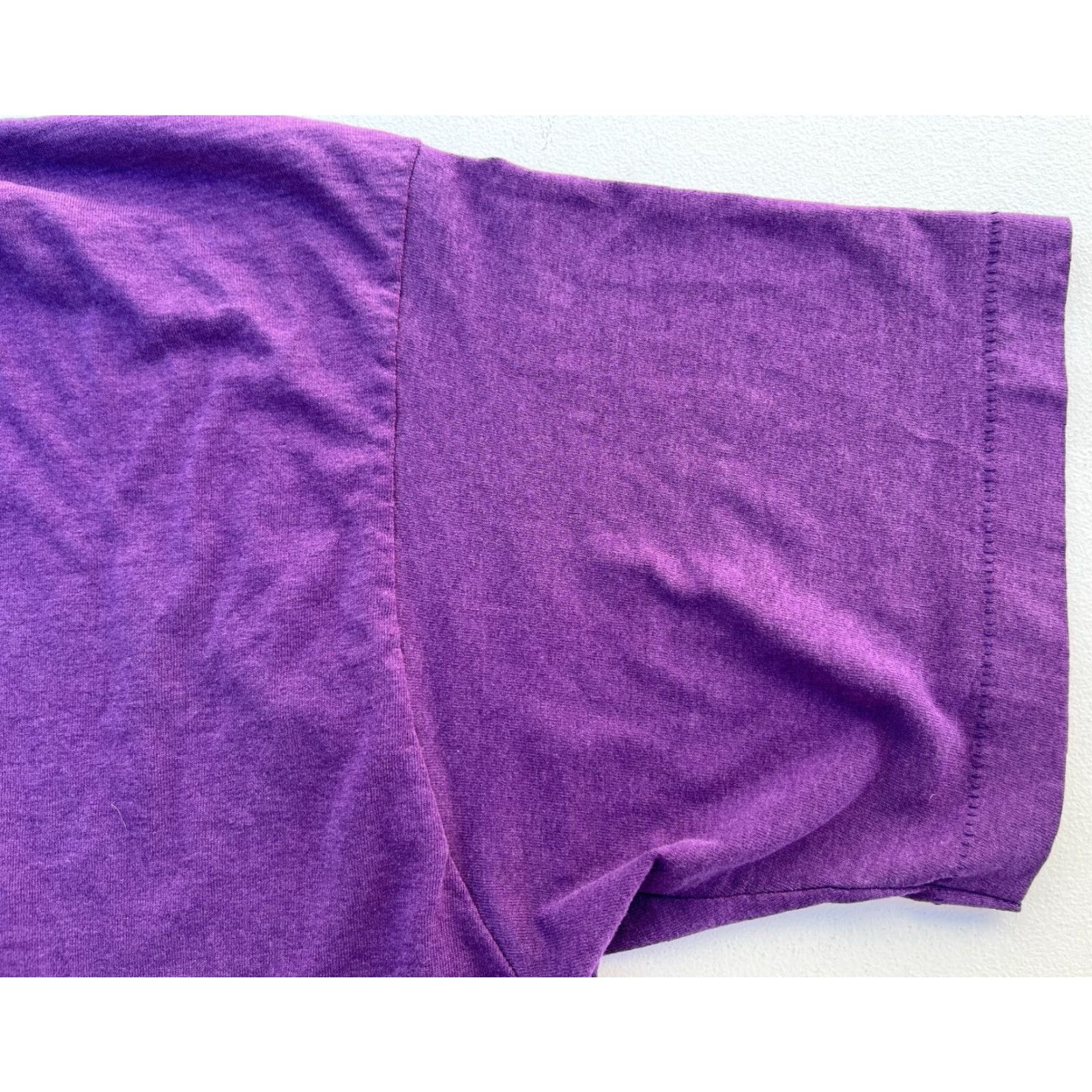 Fruit Of The Loom VINTAGE Detroit For All, All For Detroit T-Shirt 1994 Inaugural Made in USA Sz 2XL Purple 90s Fruit of the Loom Unisex Adults T-Shirt Mens Womens Size US XXL / EU 58 / 5 - 6 Thumbnail