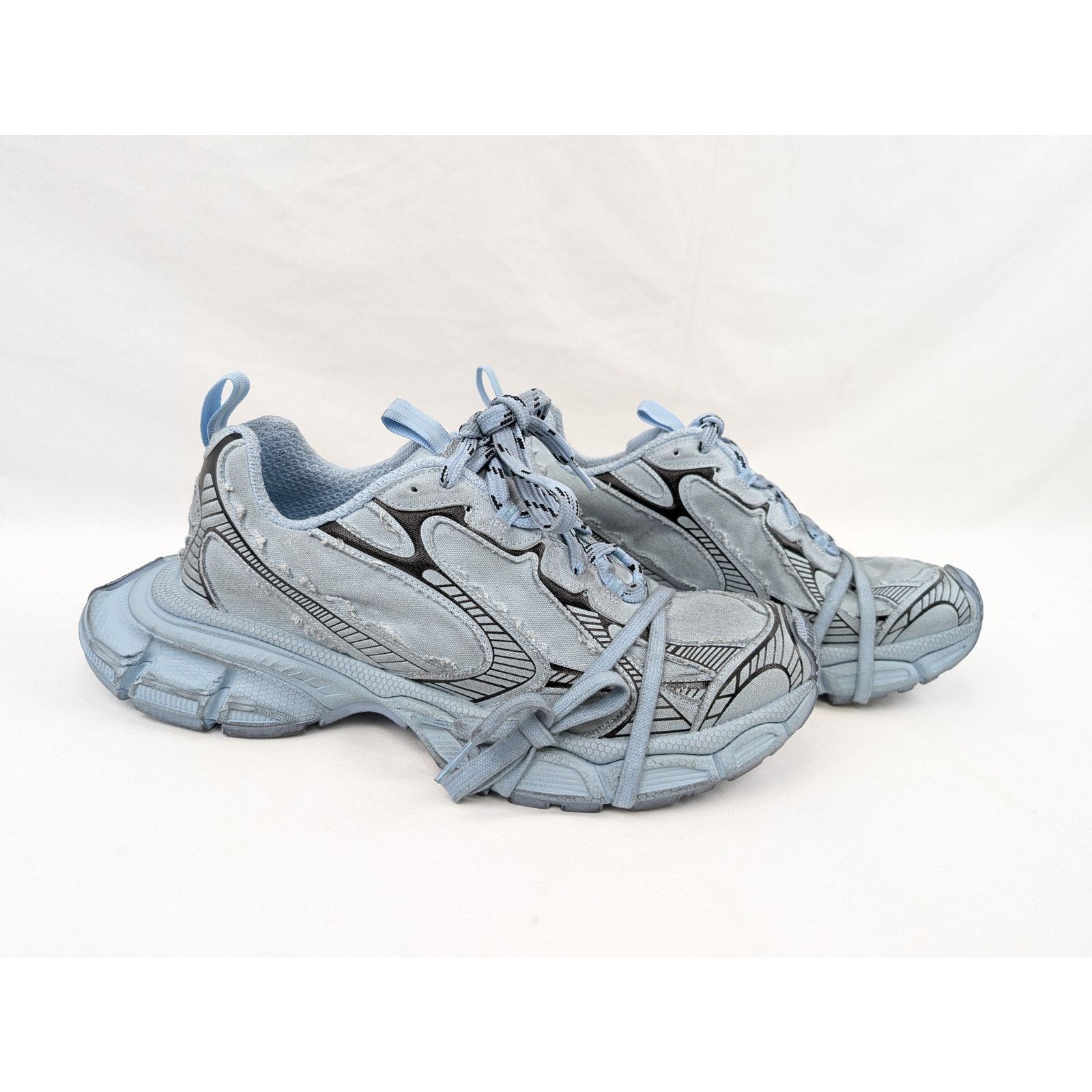 Balenciaga o1rshd1 3xl Destroyed Canvas Sneakers in Light Blue Size US 11 / EU 44 - 9 Thumbnail